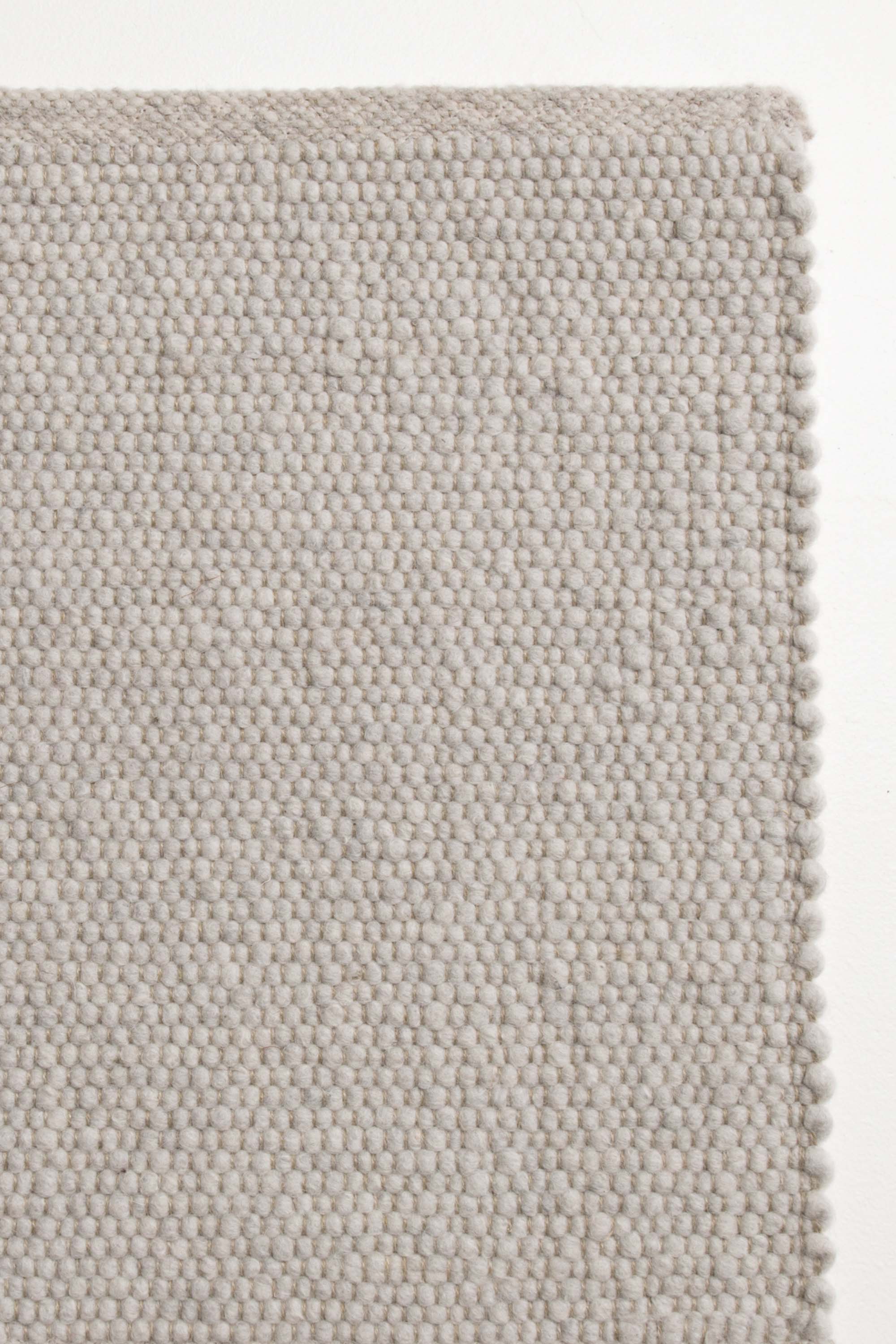 White luxury plain handwoven rug