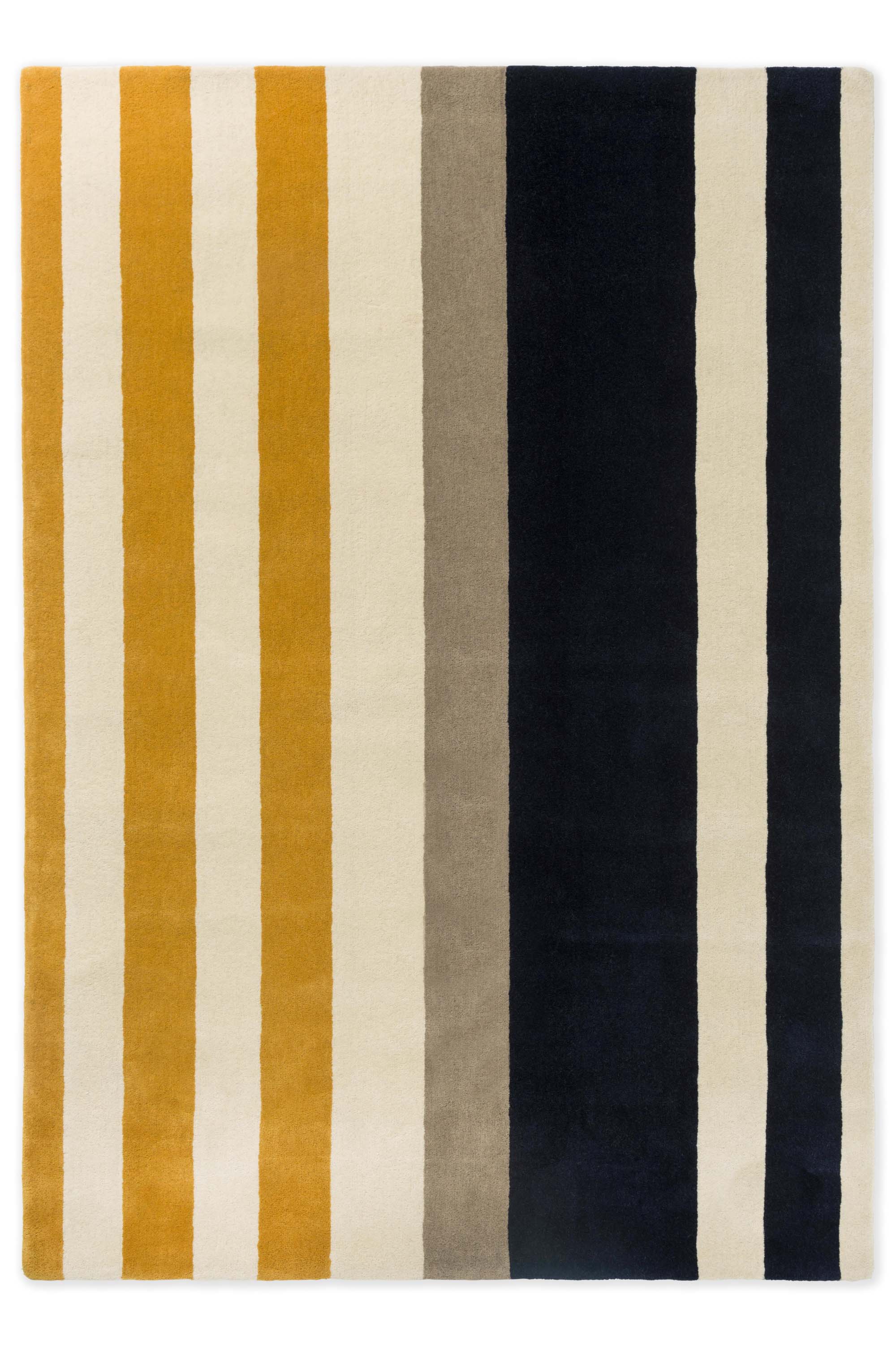 Geometric rug with multicolour linear pattern