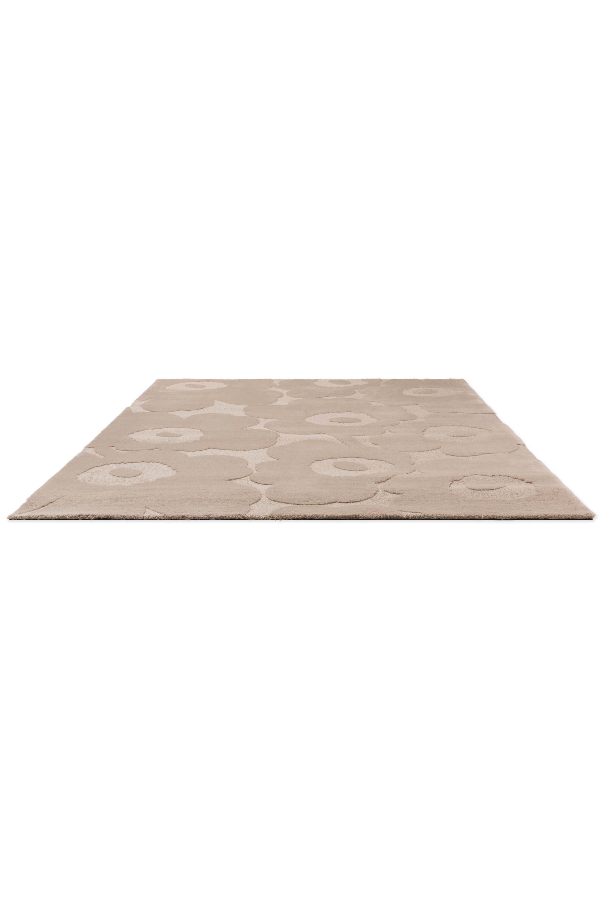 Beige patterned floral rug