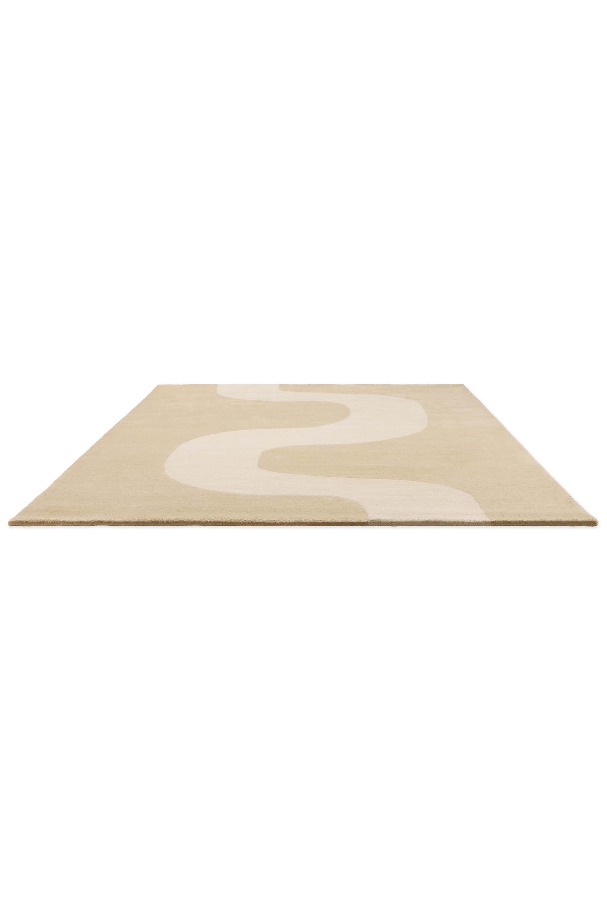Beige rug with cream winding pattern