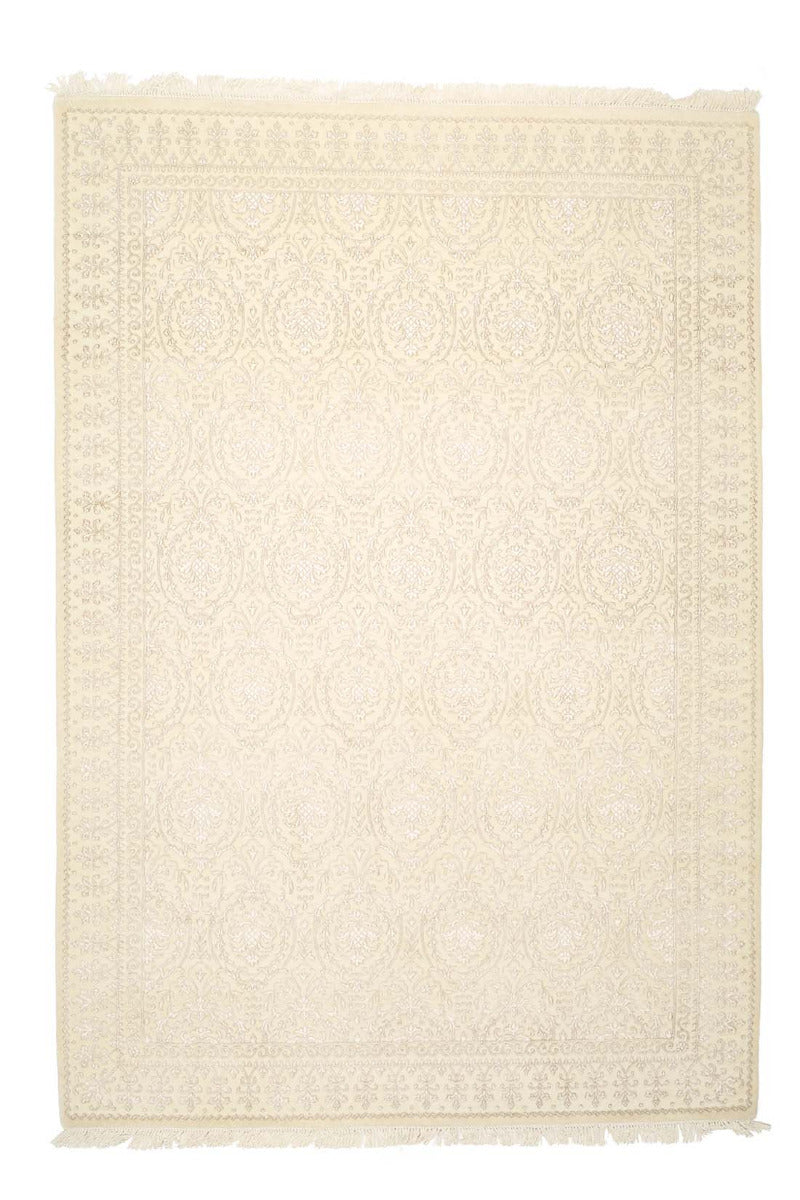 Classic Cream Taupe