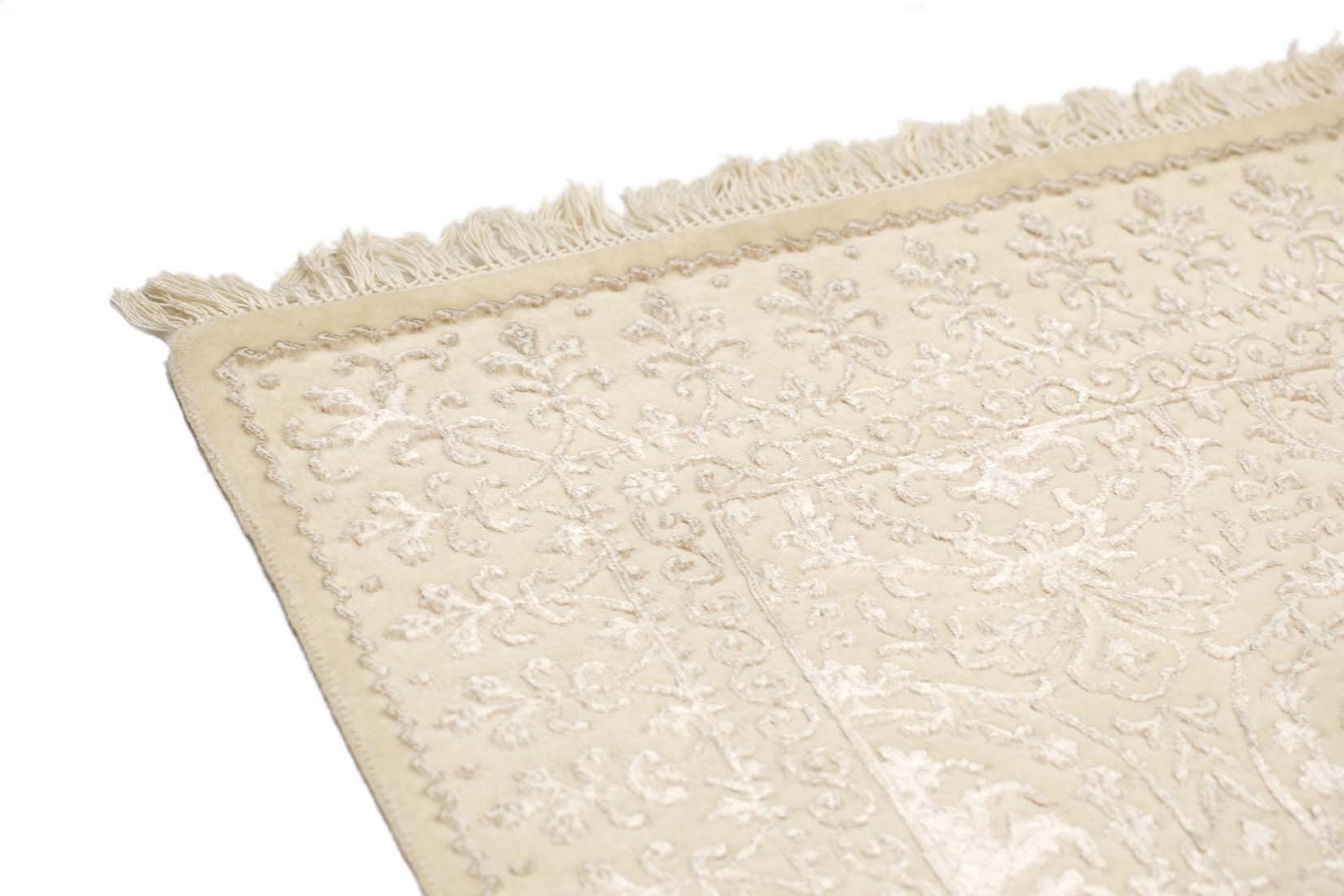 Classic Cream Taupe