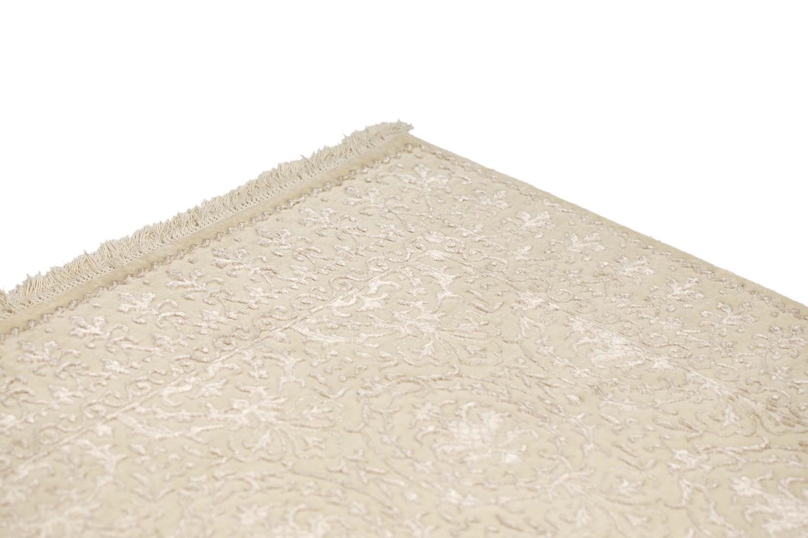 Classic Cream Taupe