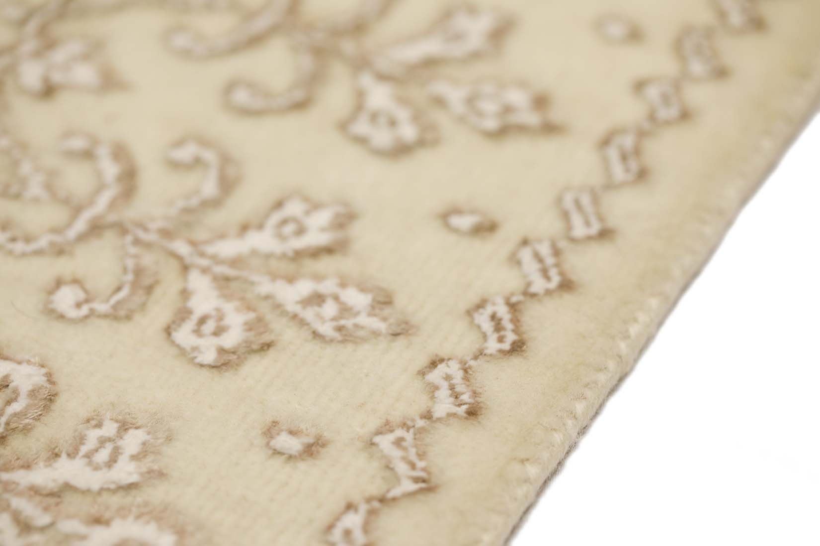 Classic Cream Taupe