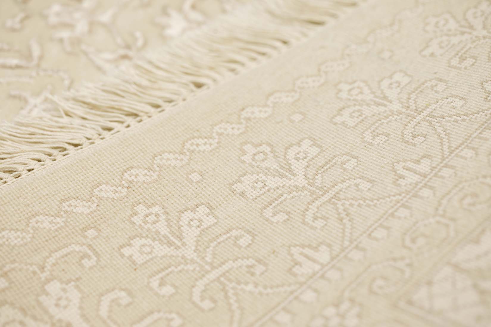 Classic Cream Taupe
