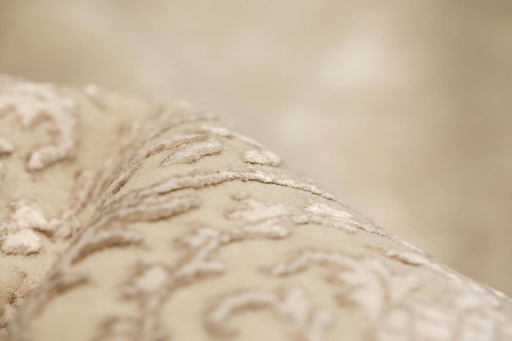Classic Cream Taupe