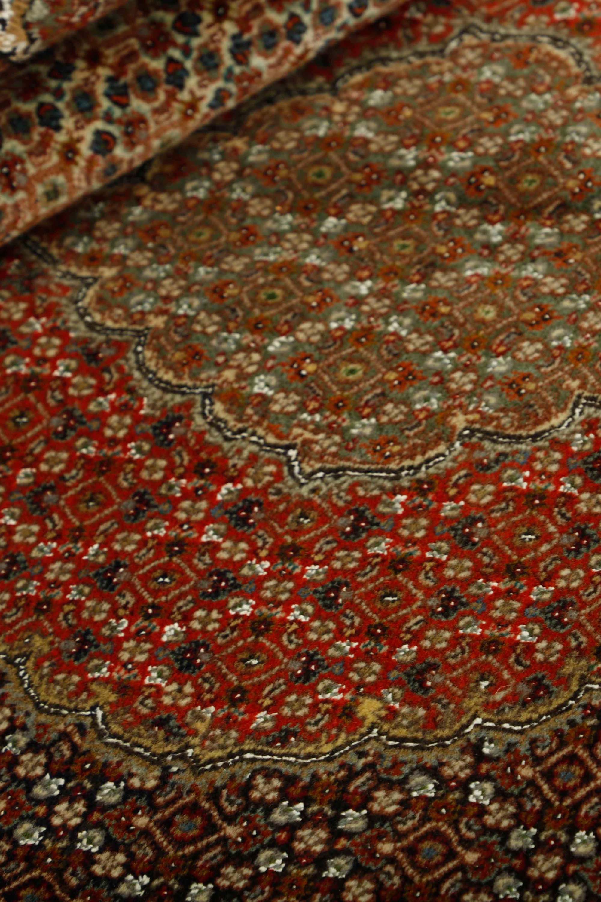 Traditional luxury Tabriz 40 Mahi rug