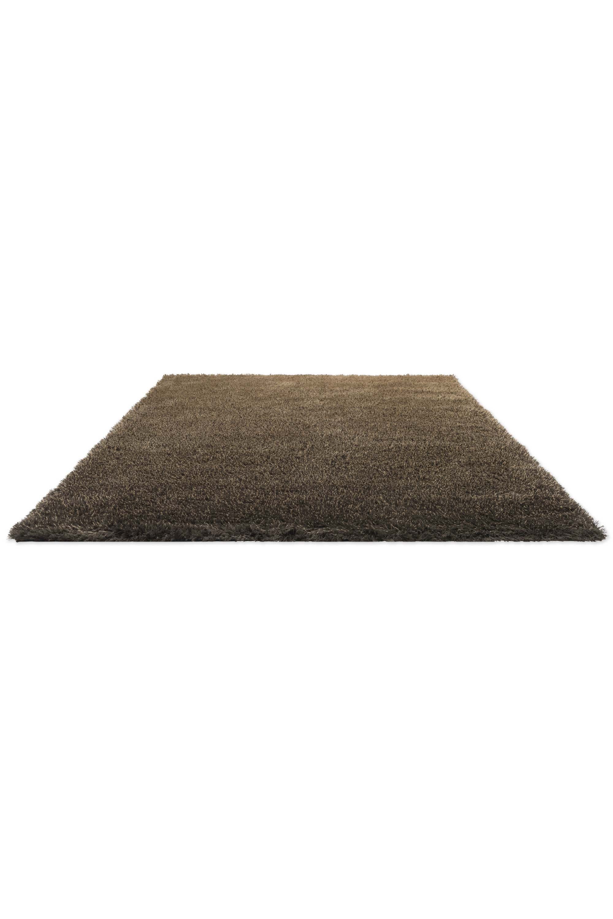 Plain brown rug with shaggy pile