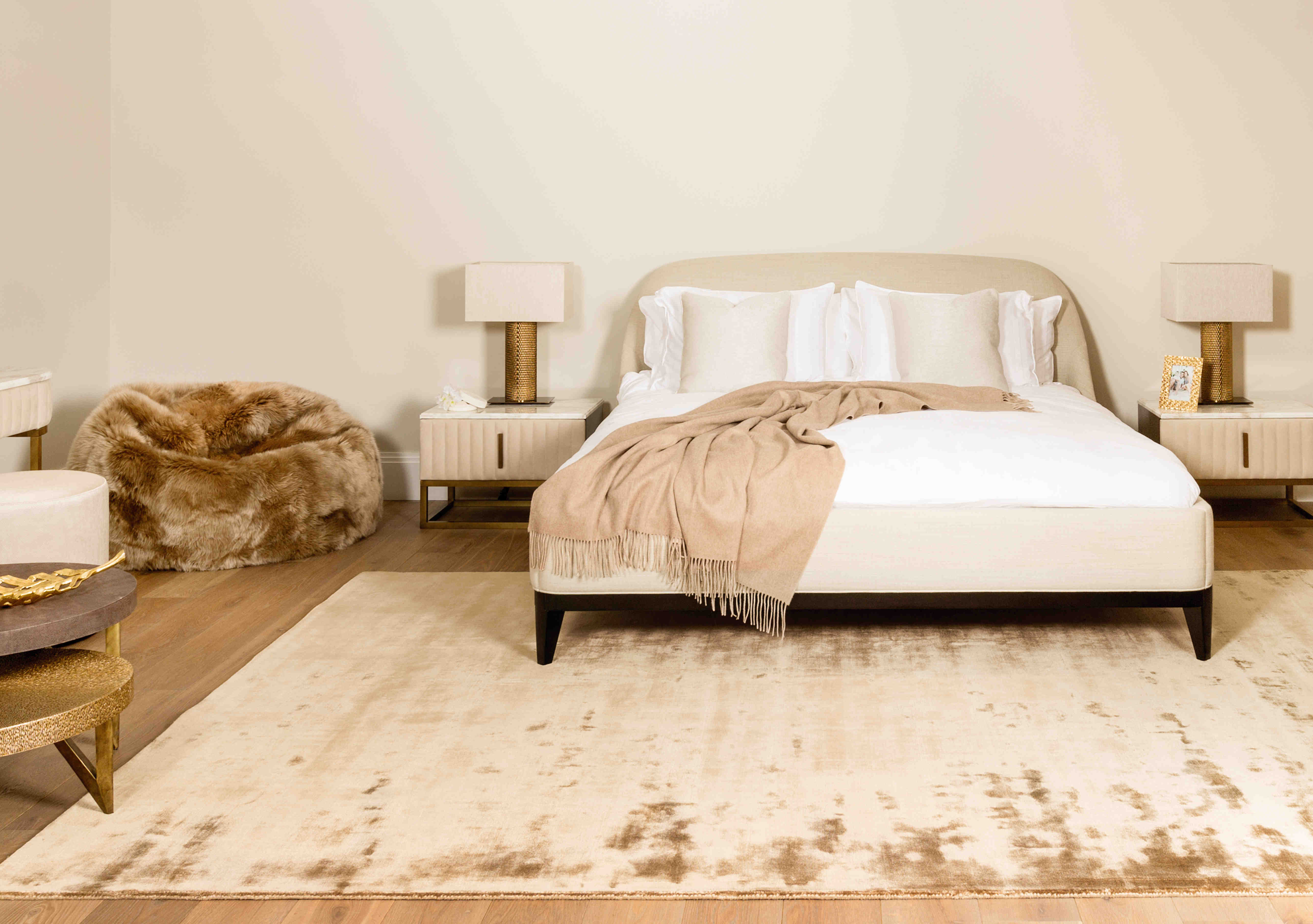 Katherine Carnaby Chrome Rug Tan