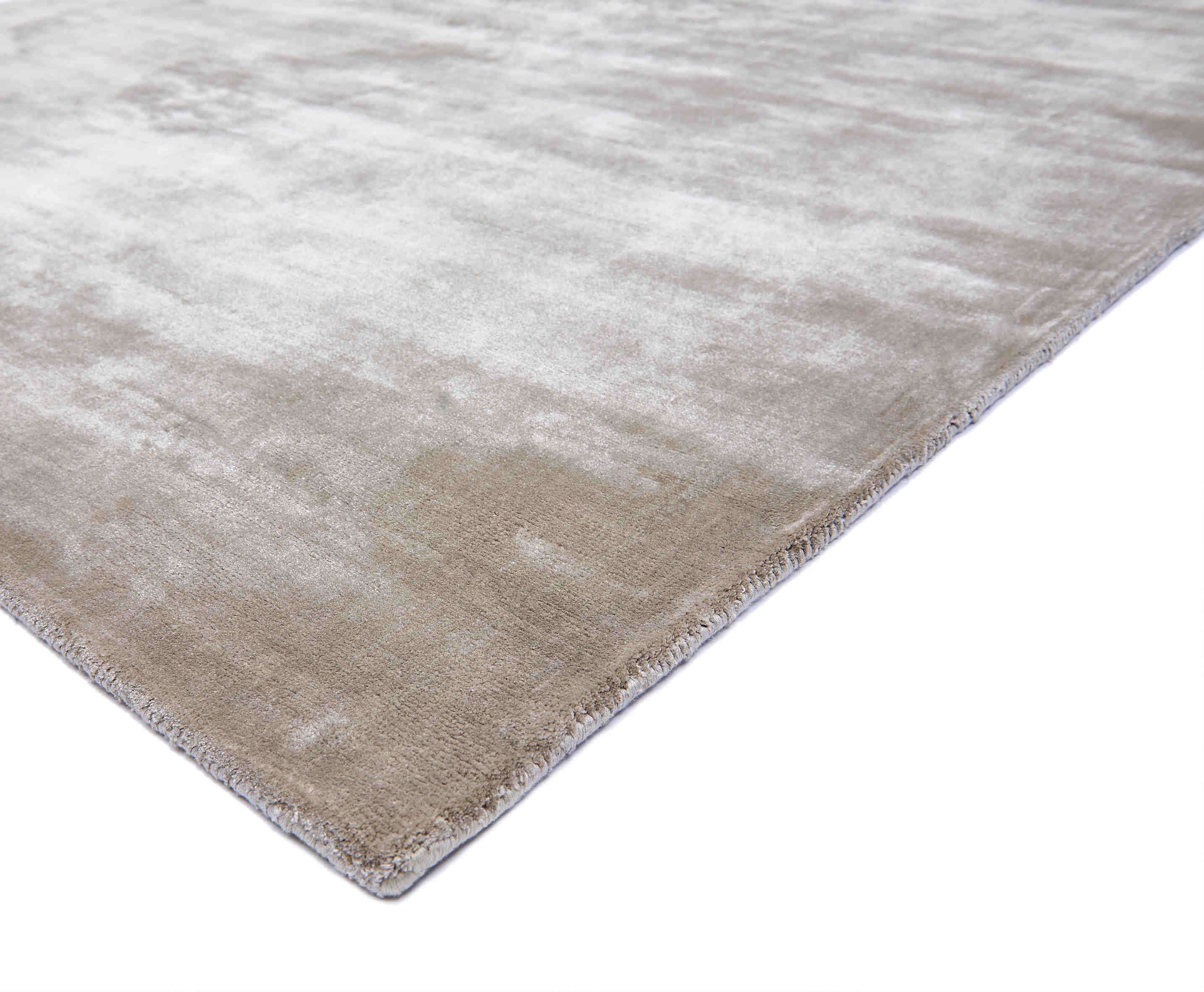 Katherine Carnaby Chrome Rug Latte