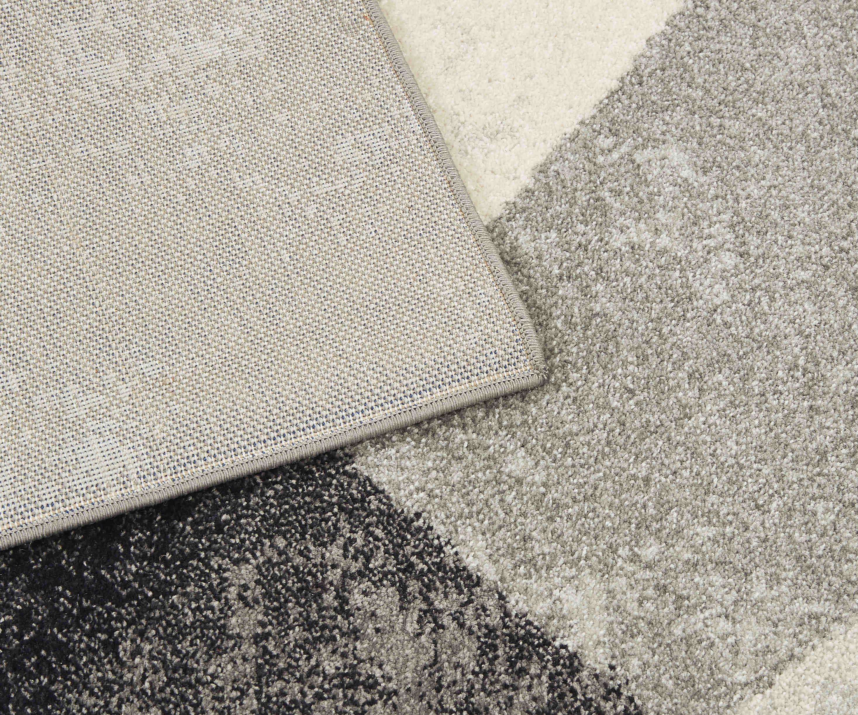 grey geometric rug