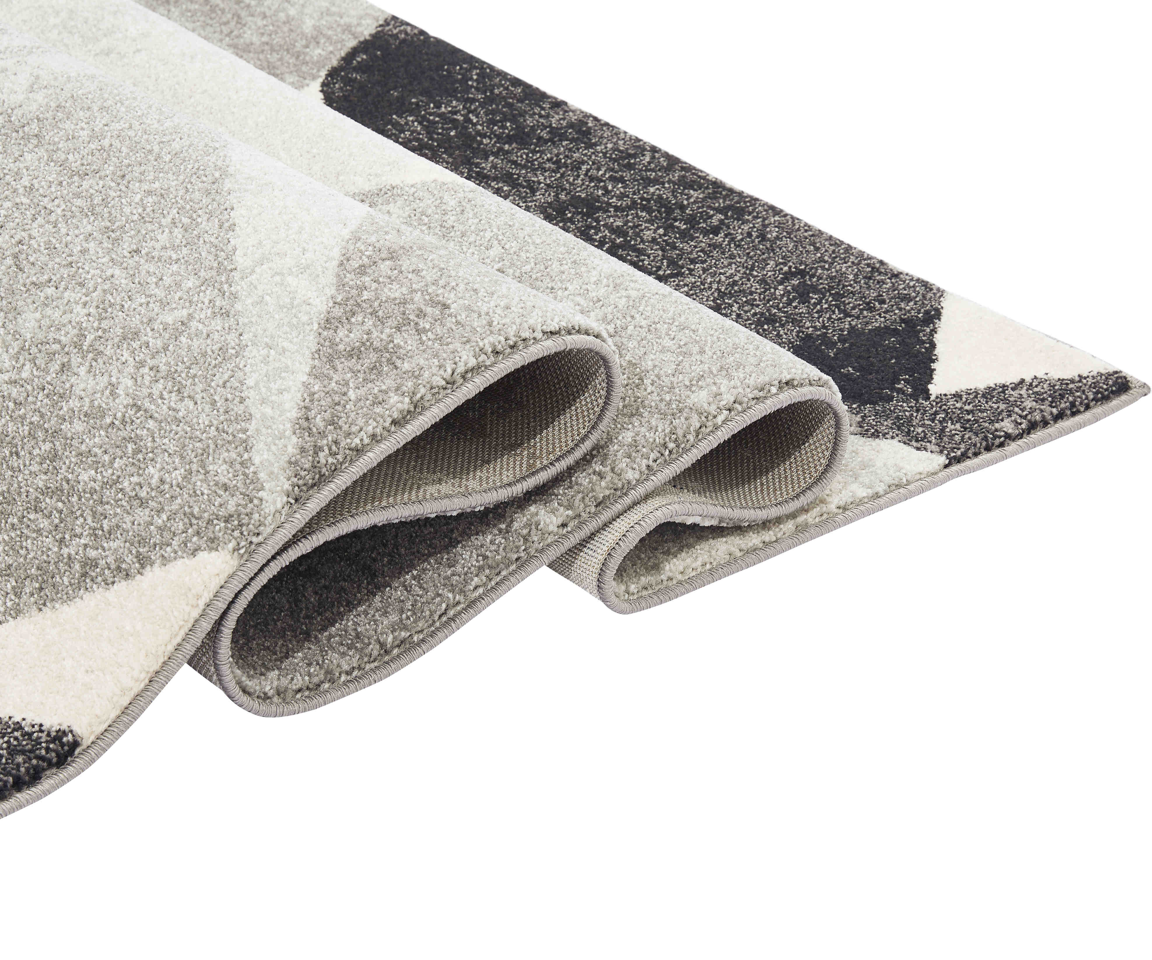grey geometric rug