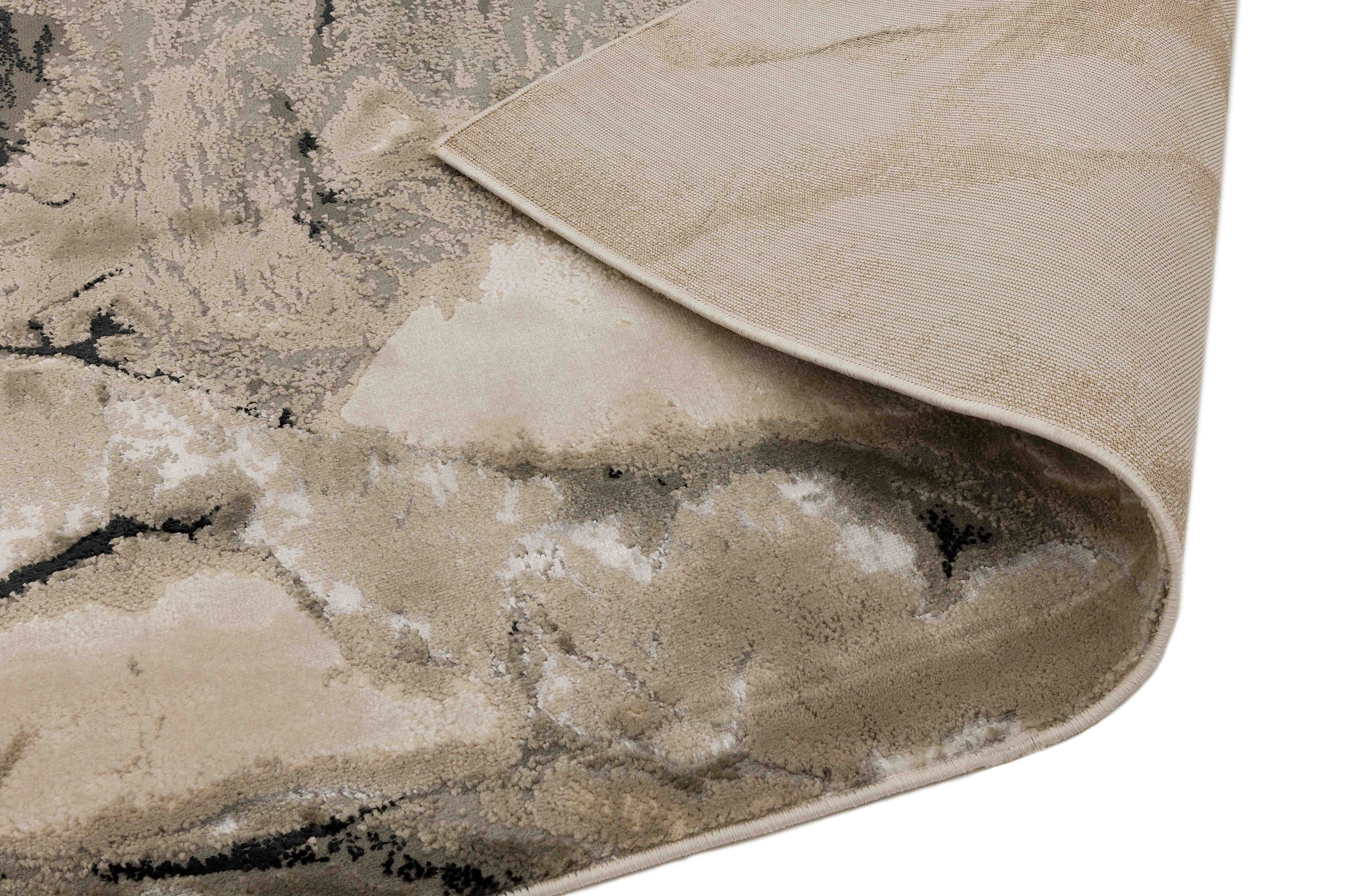 Polyester rug with marble design in gold and cream
