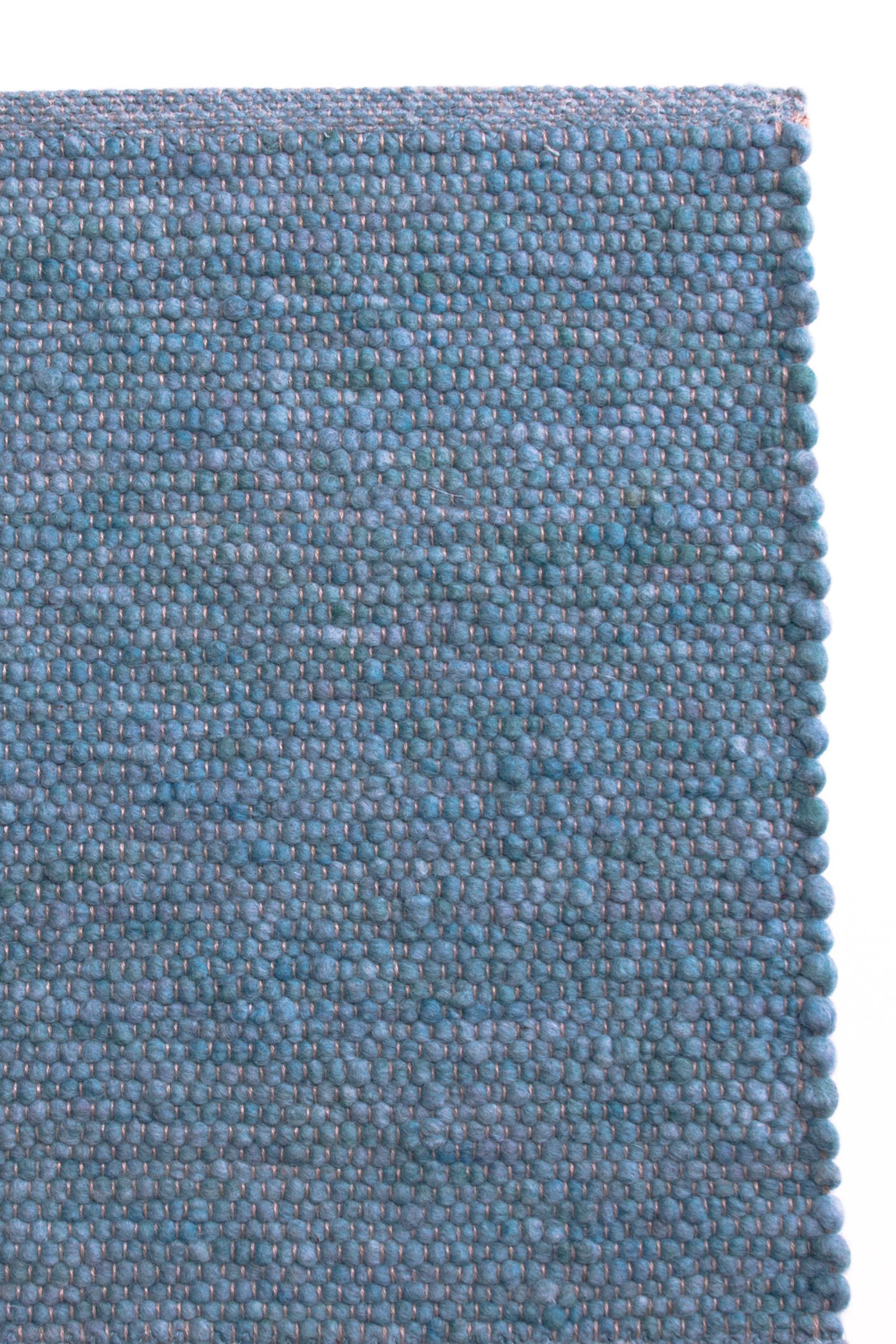 Blue luxury plain handwoven rug