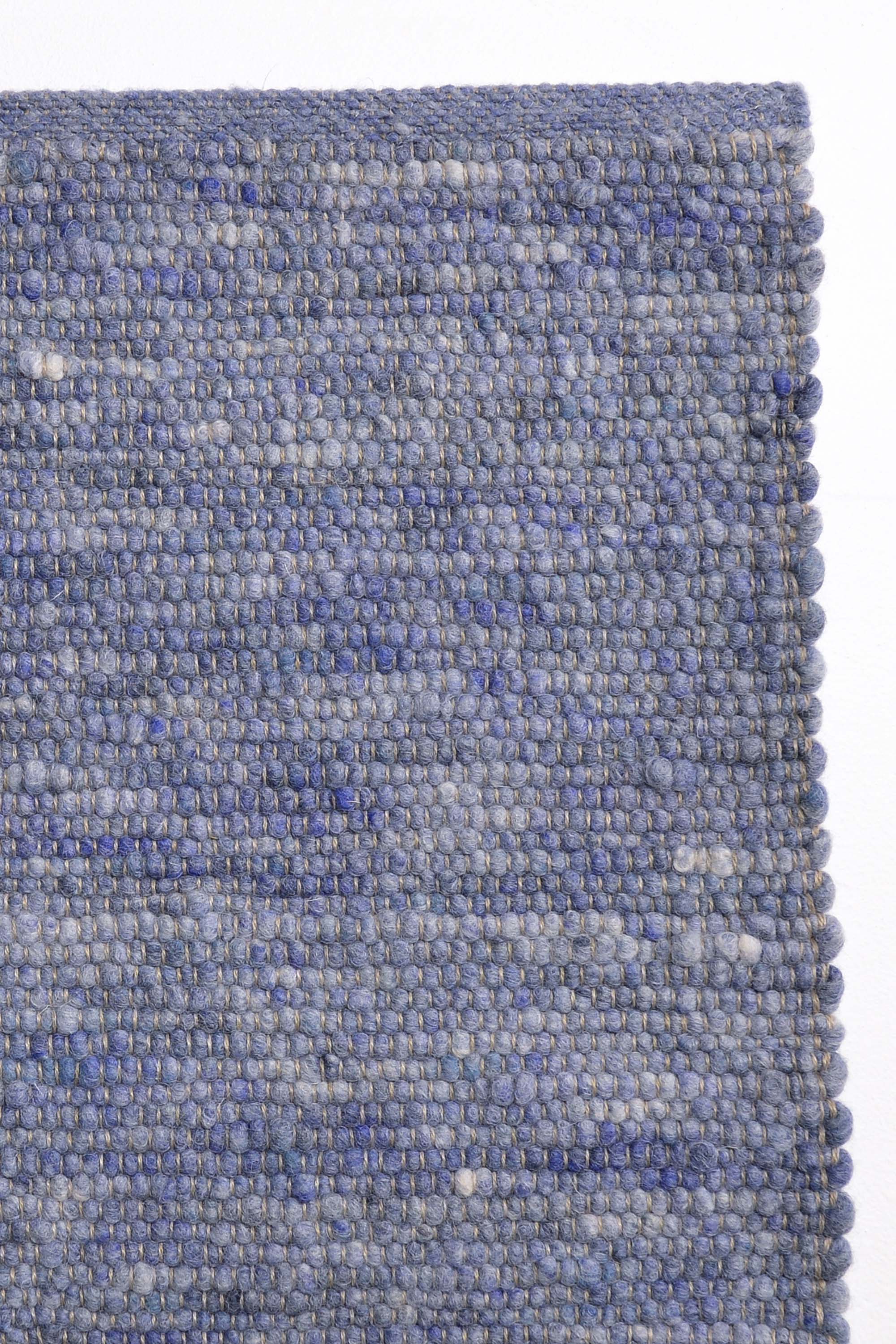 Blue luxury plain handwoven rug