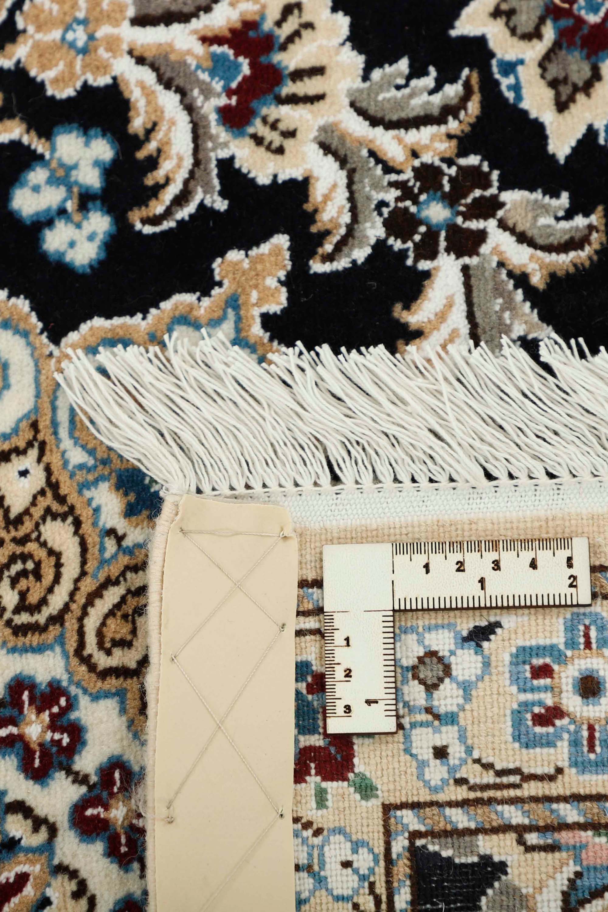 Traditional luxury bordered Nain 9 LA Runner