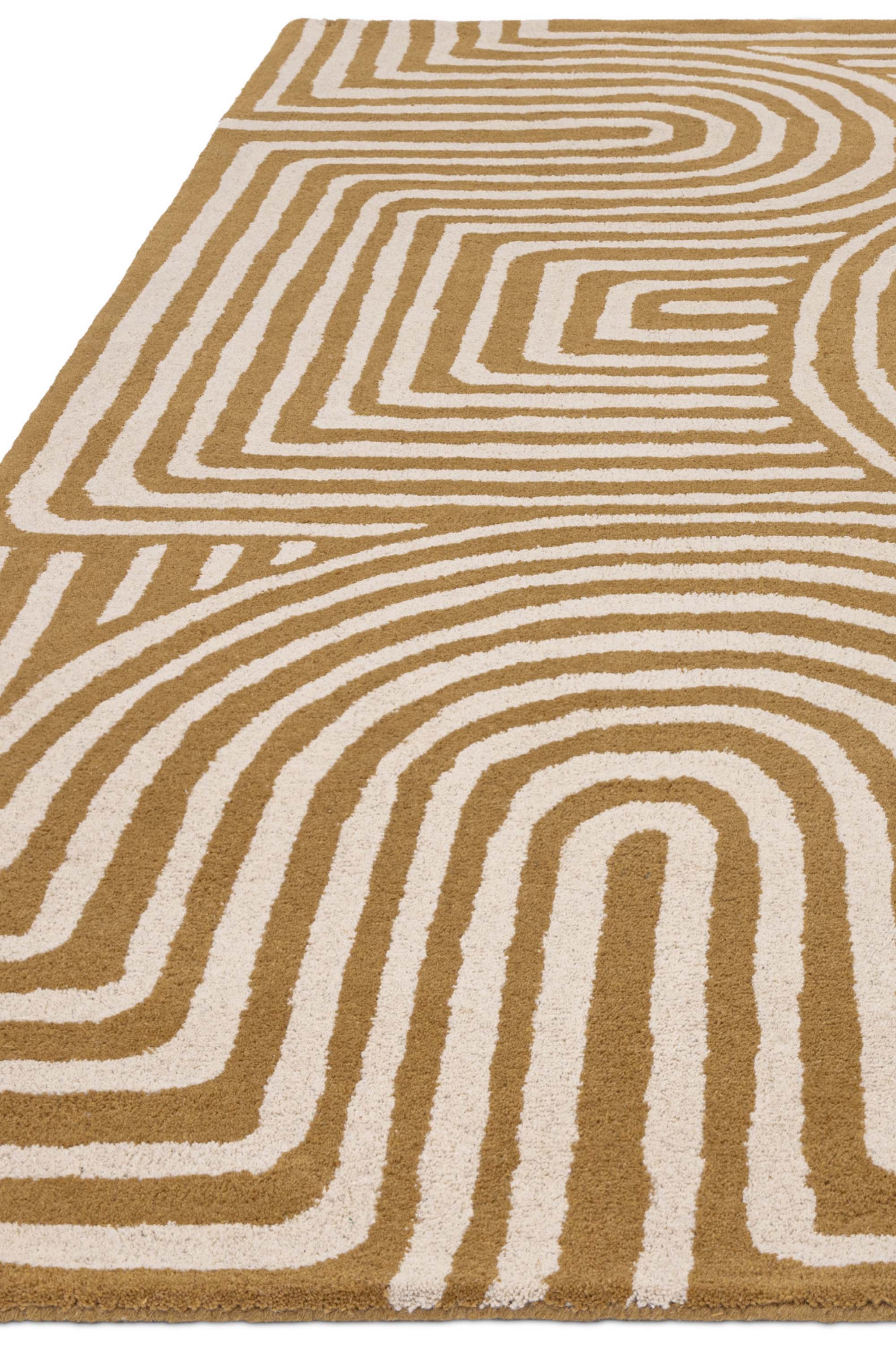 Geometric wool rug featuring a multicolour pattern