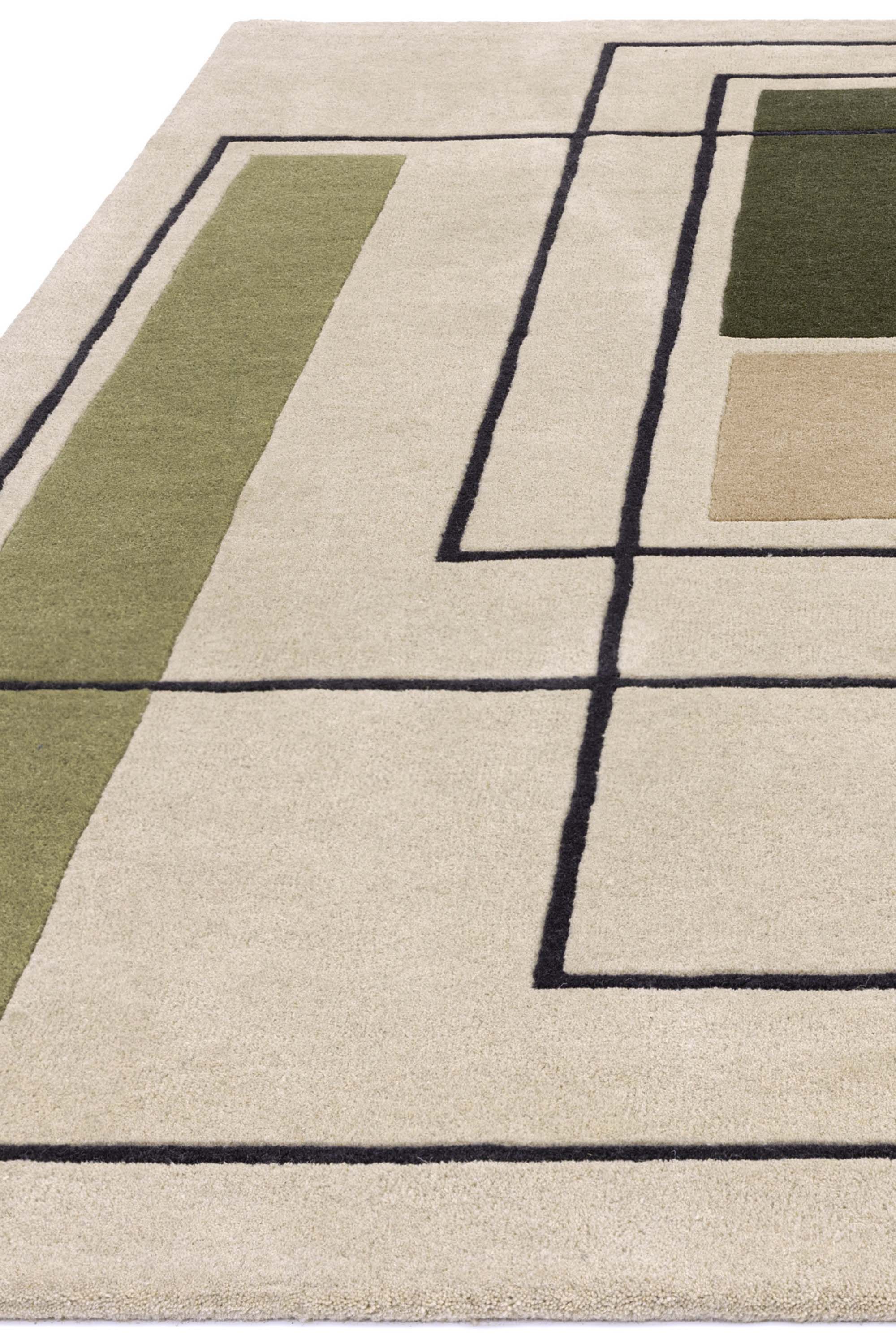 Geometric wool rug featuring a multicolour pattern