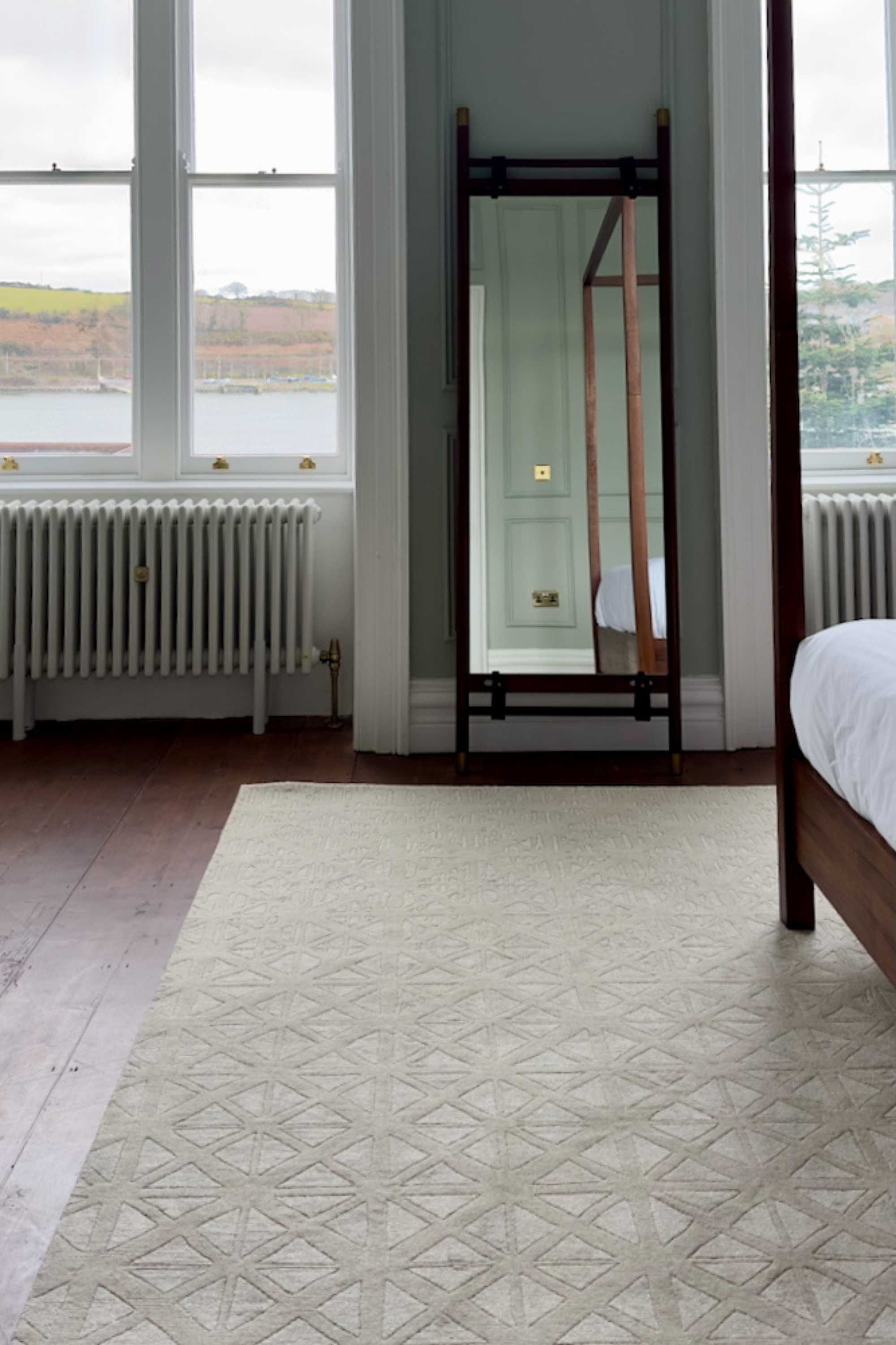 Shangri La Mosaic White