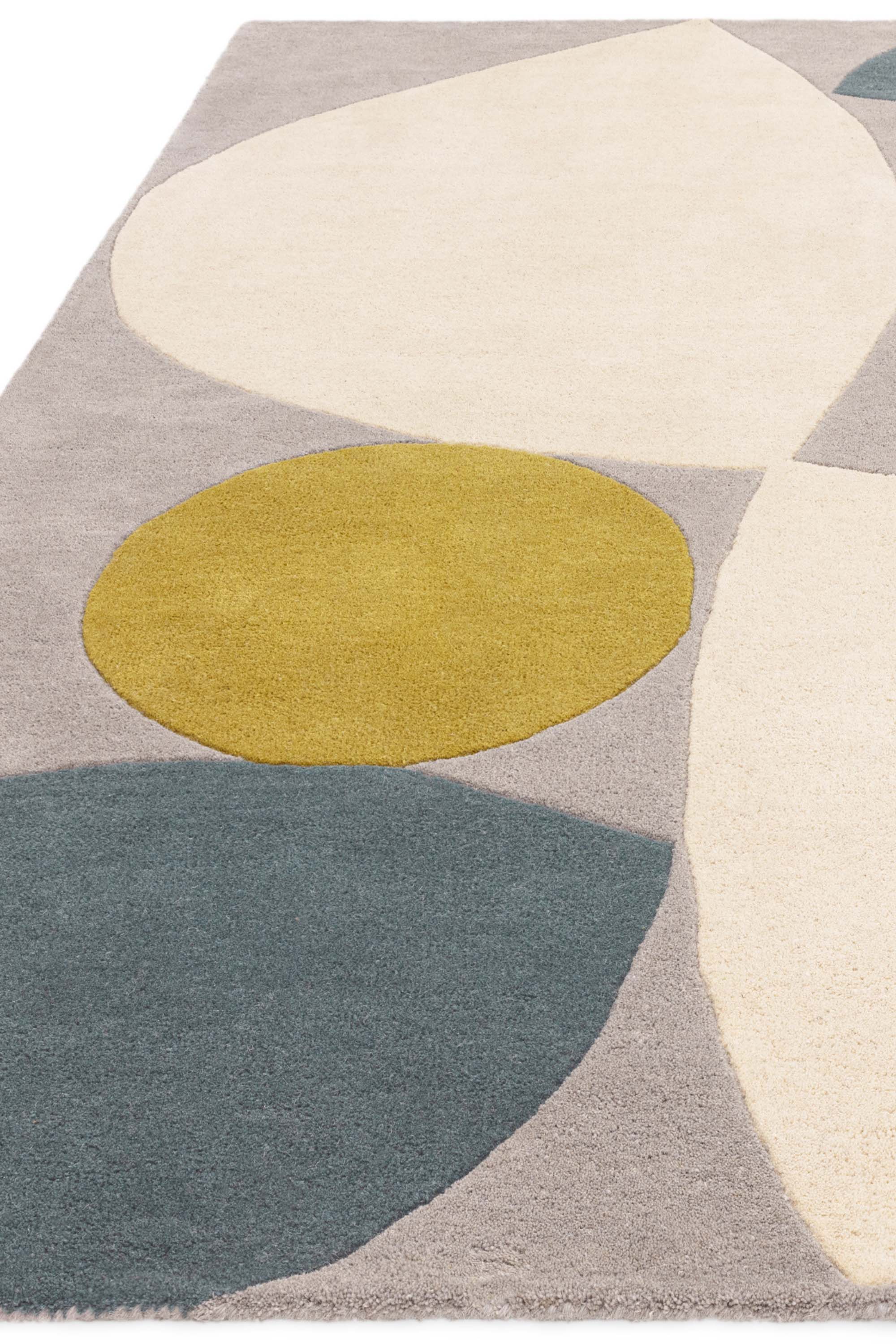 Abstract wool rug featuring a multicolour pattern