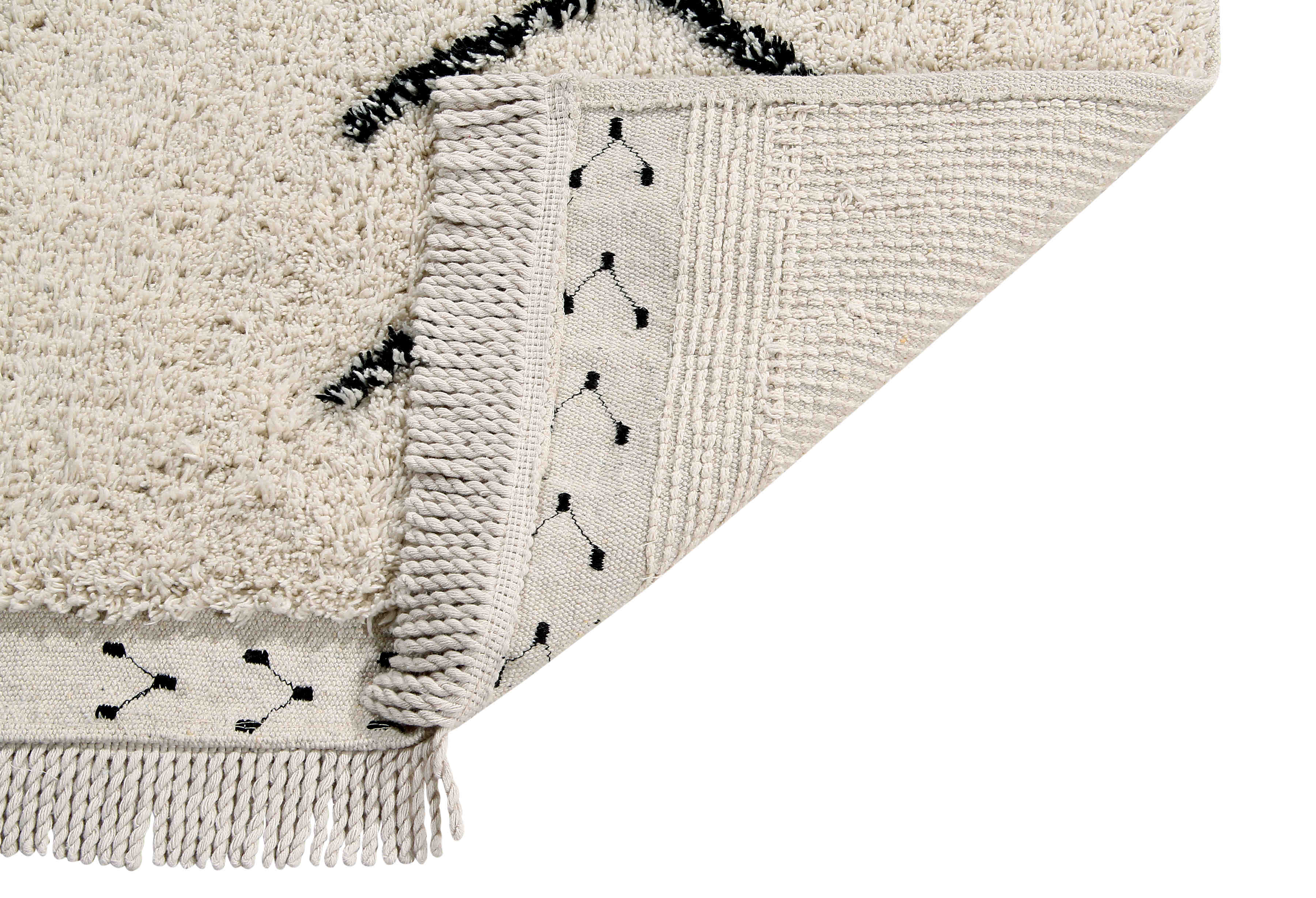 Rectangular beige cotton rug decorated with a black moroccan tribal designs