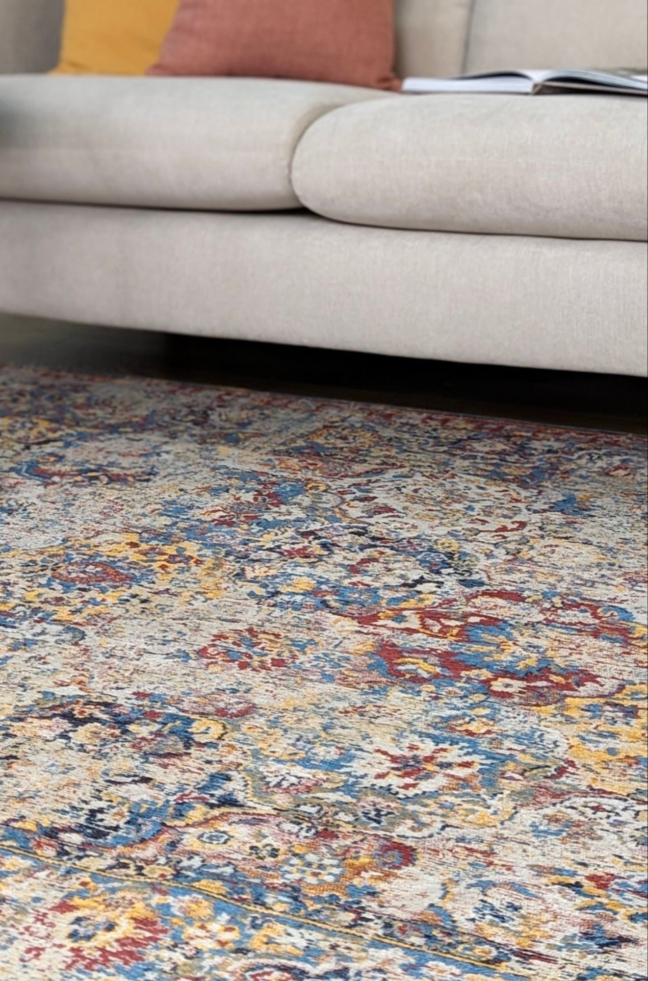 Antiquarian Collection Antique Bakhtiari Khedive Multi 8713