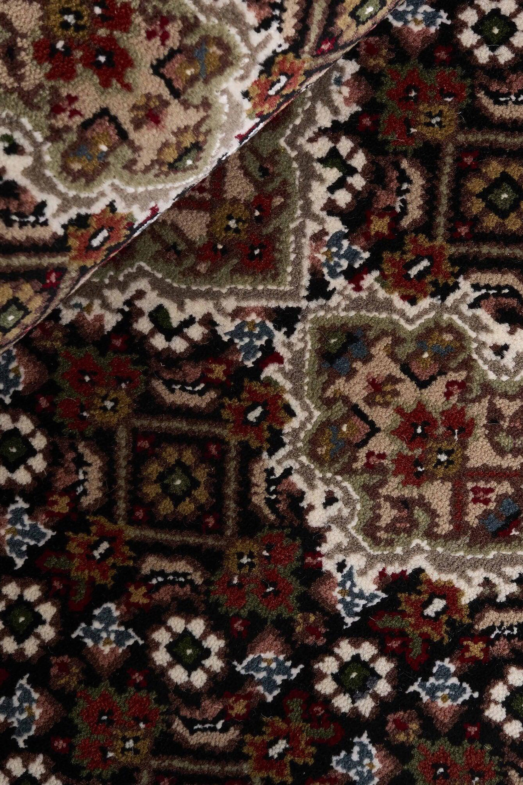 Tabriz Indi 1496918