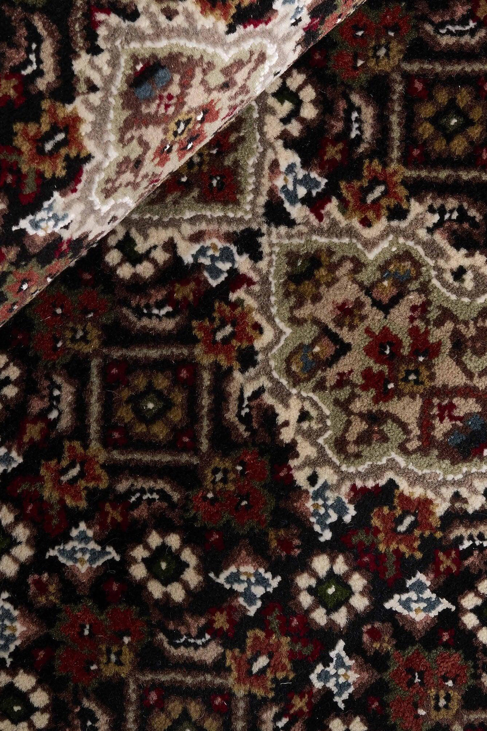 Tabriz Indi 1496919