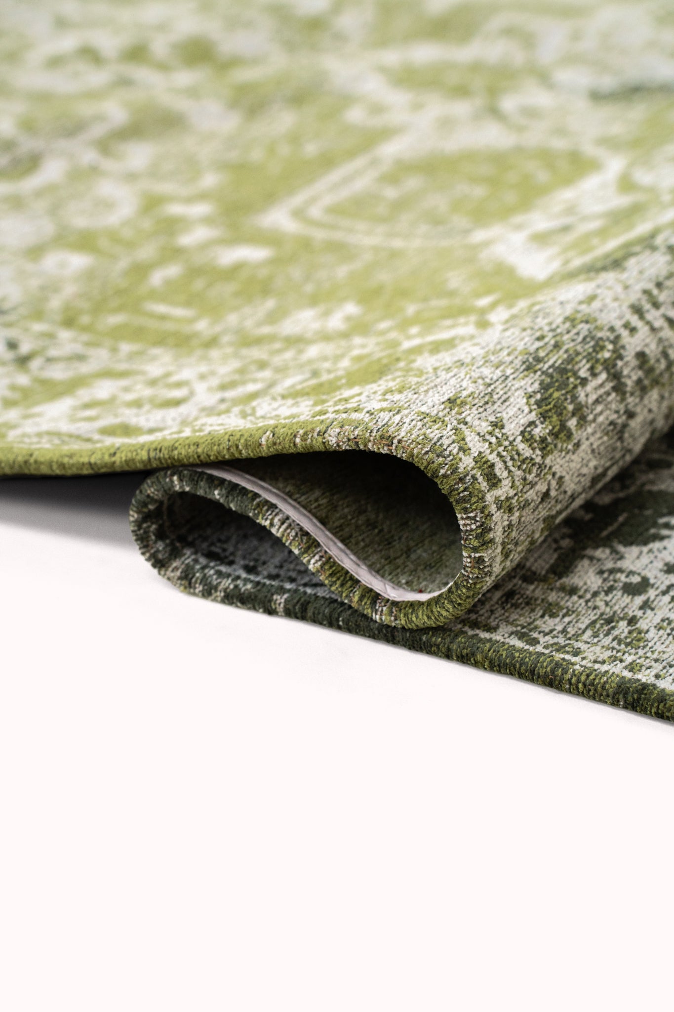 Antiquarian Olive Tabriz Wood 9645