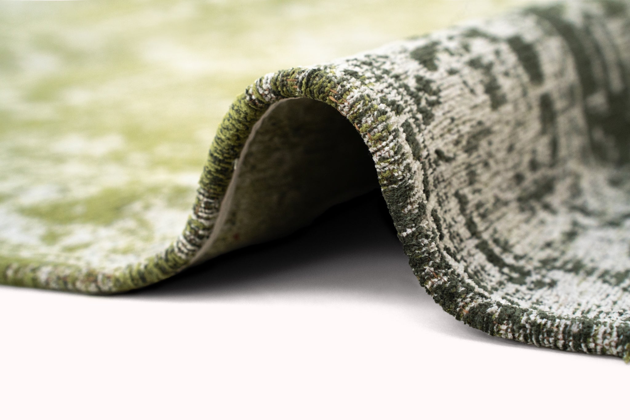 Antiquarian Olive Tabriz Wood 9645