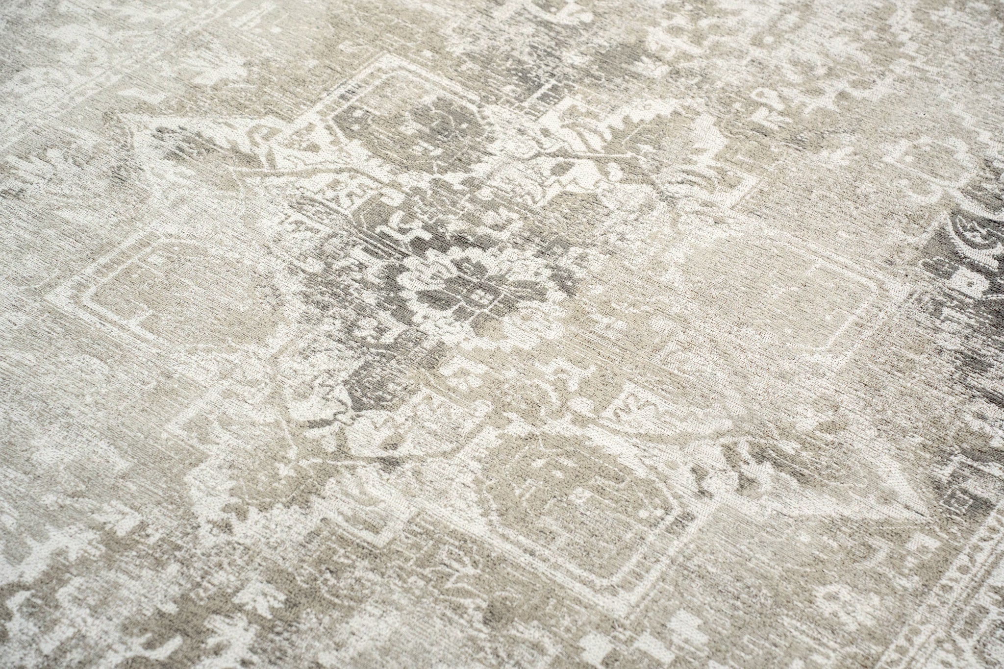 Antiquarian Suede Tabriz 9647