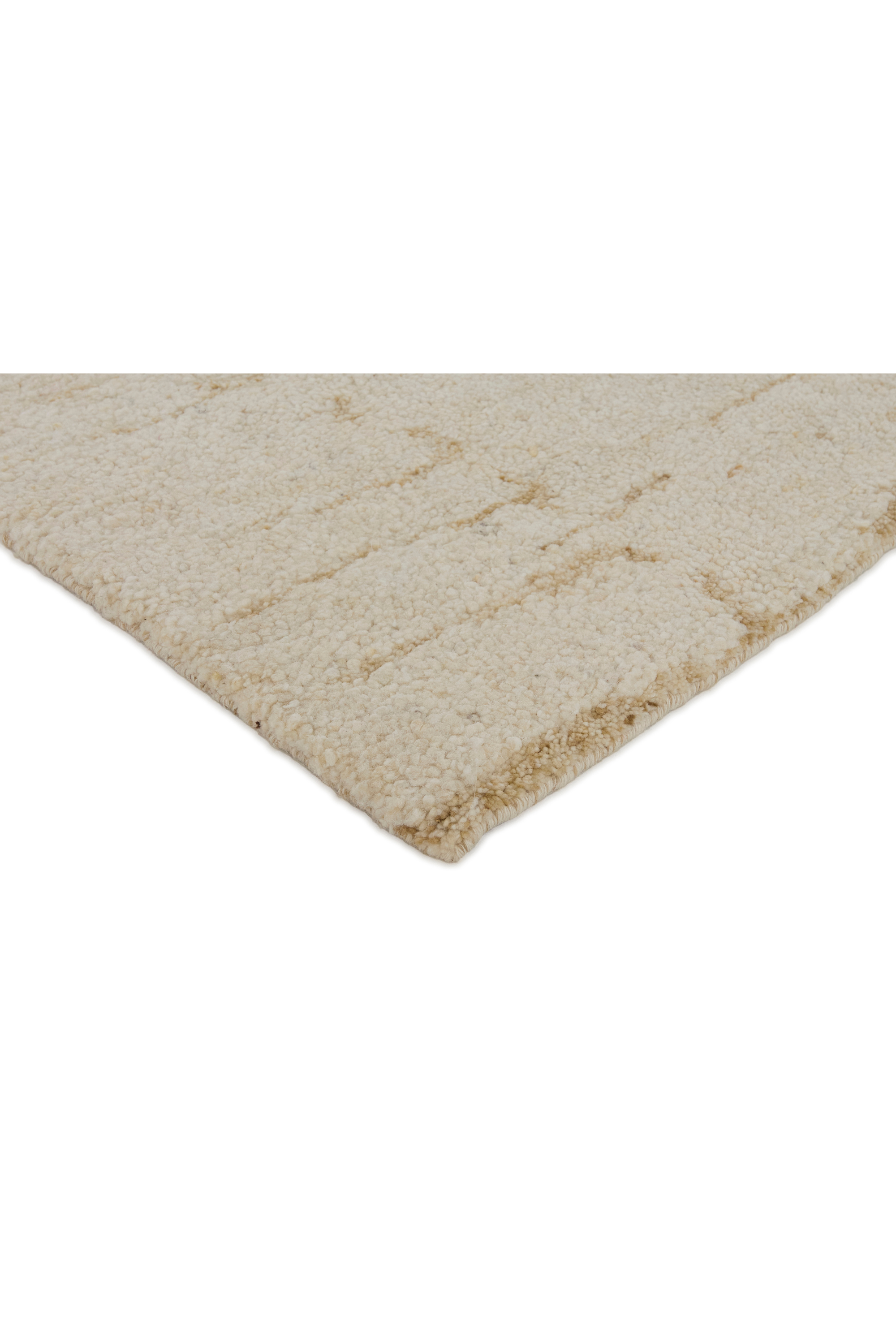 Amber Collection White Natural