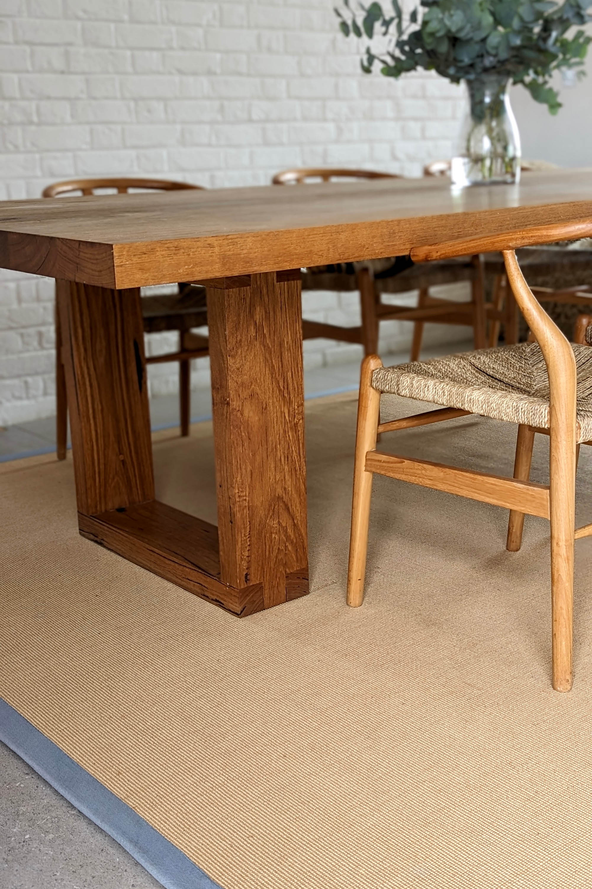 Sisal rug with blue linen border