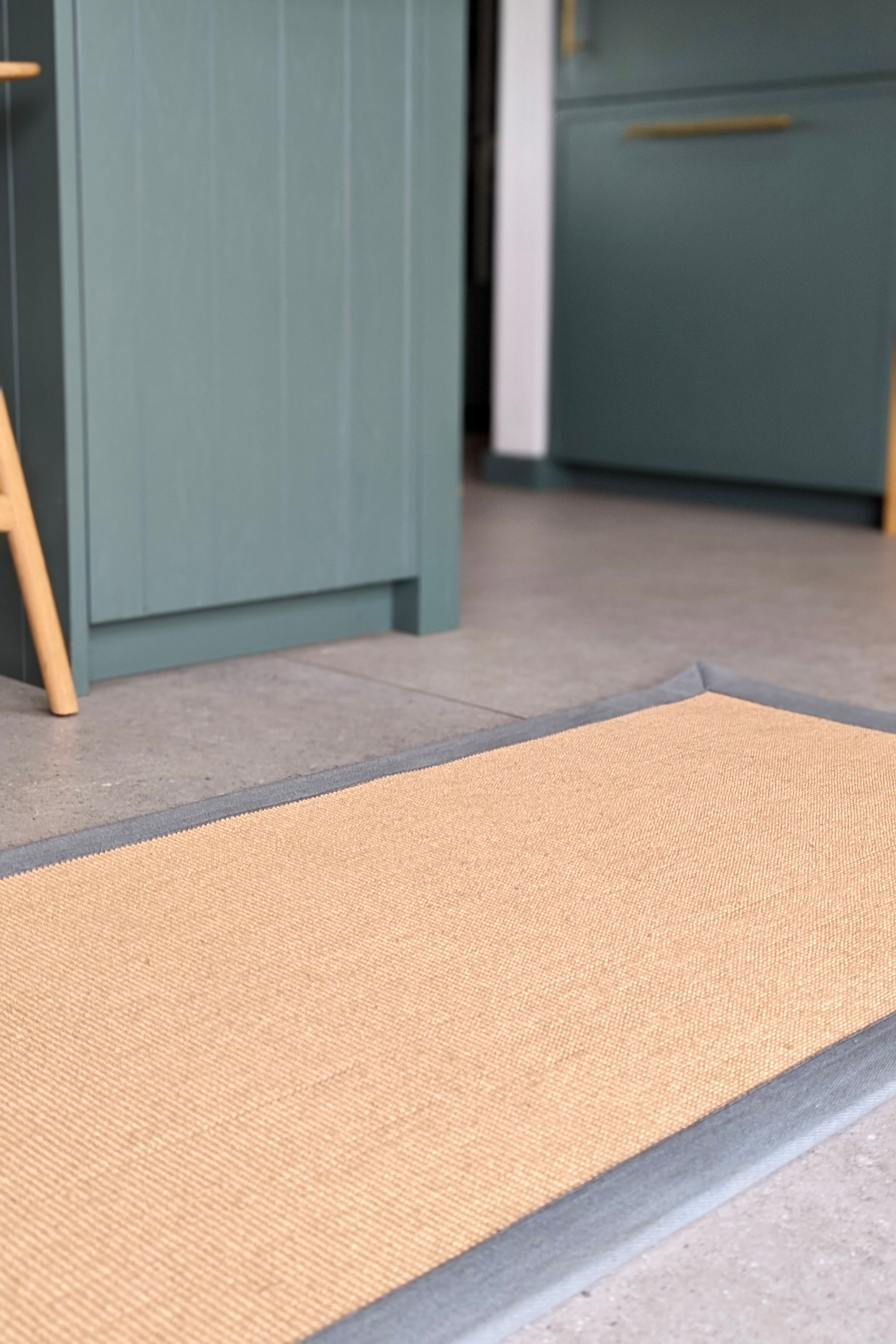 Sisal runner with grey linen border