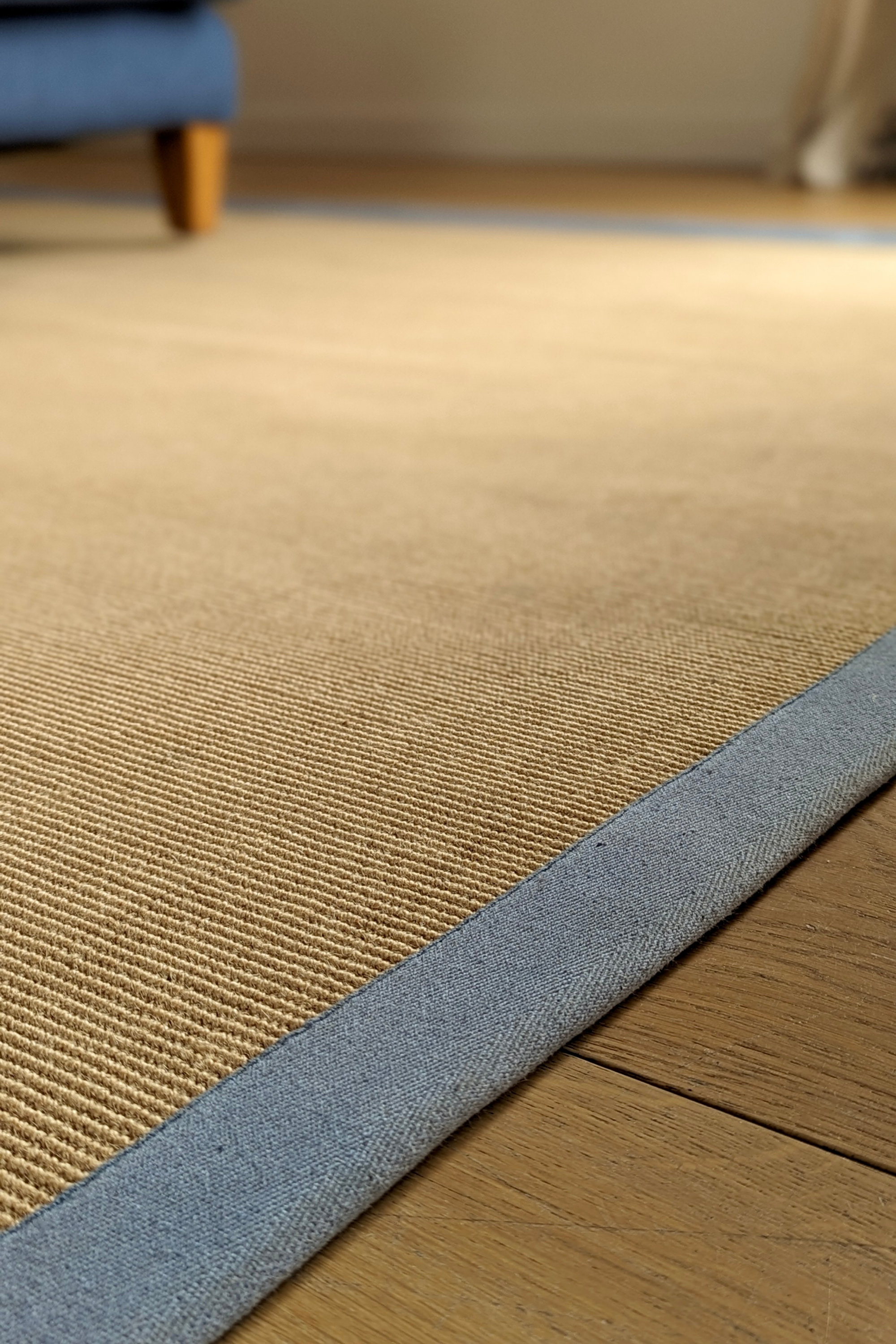 Sisal rug with grey linen border