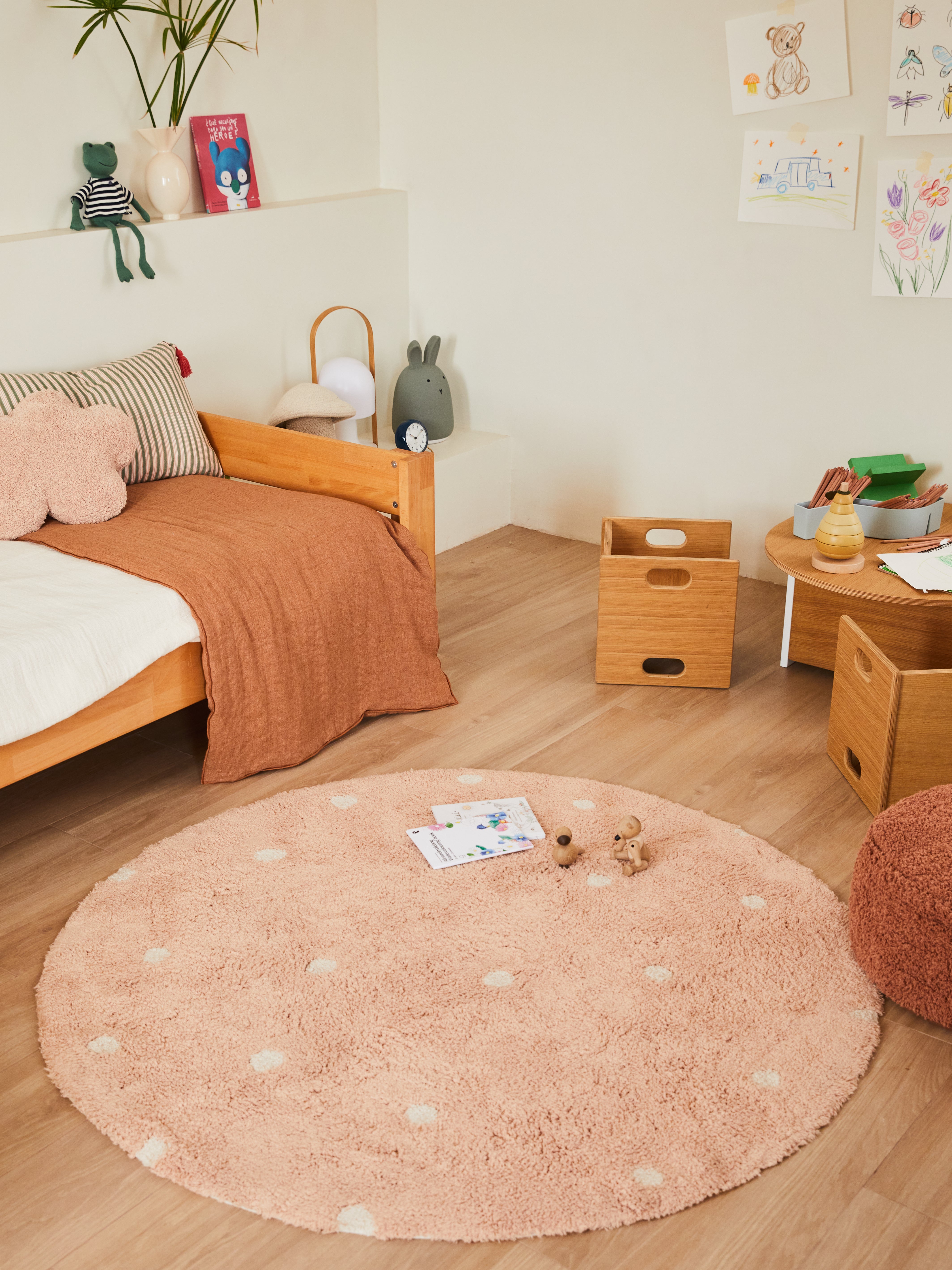 Washable Rug Round Dot Rose