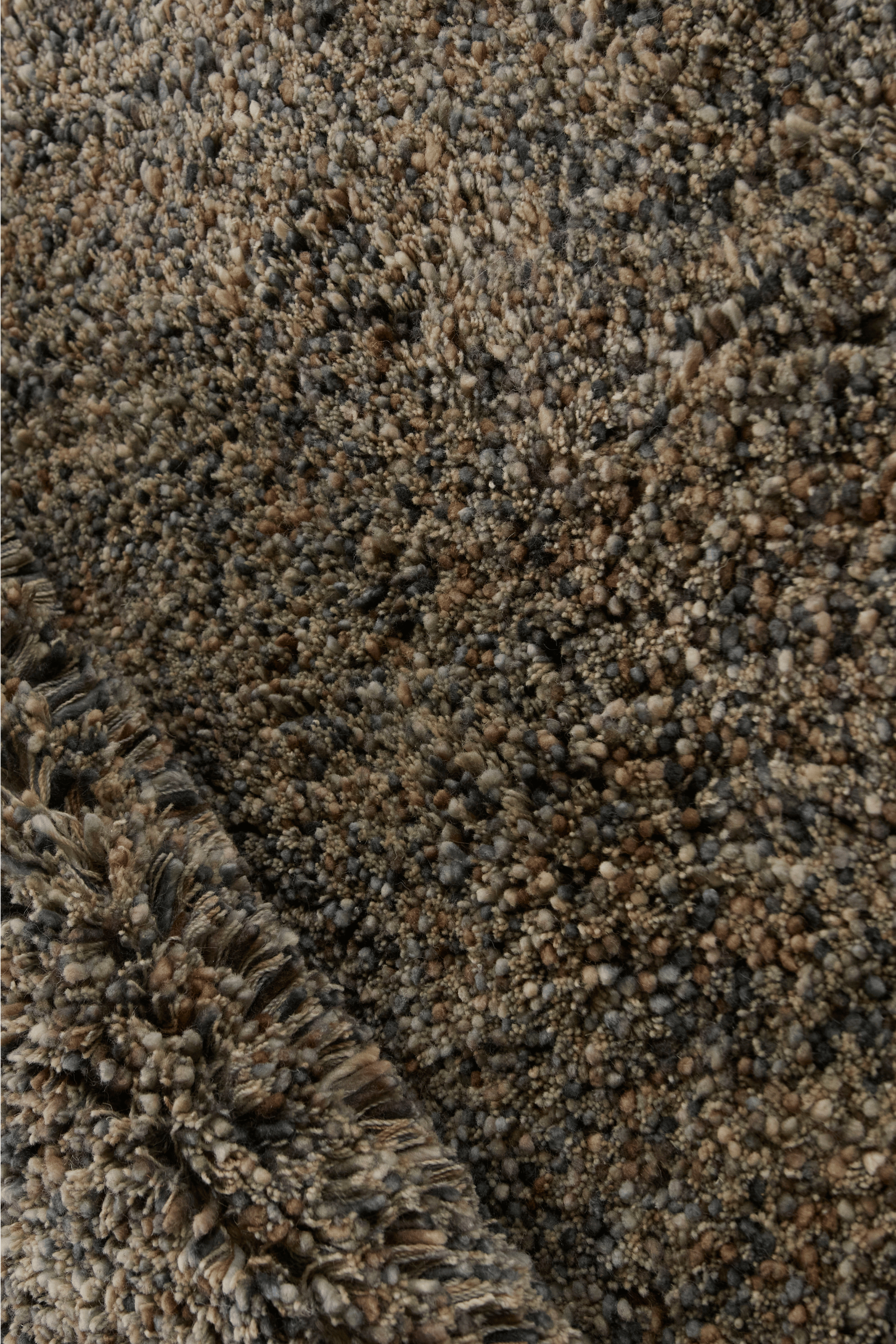 Coral Brown Round