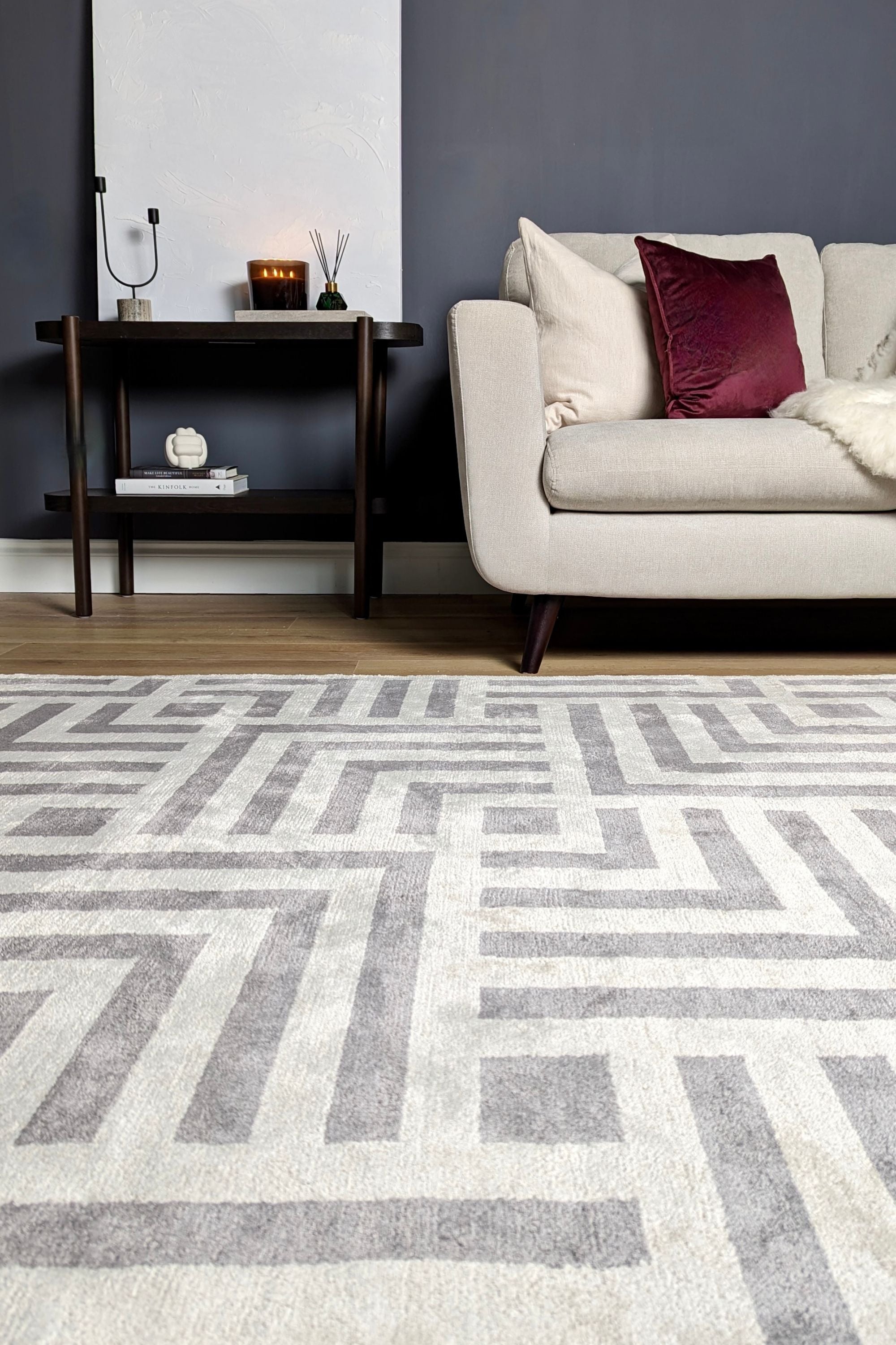 geometric area rug in grey and white