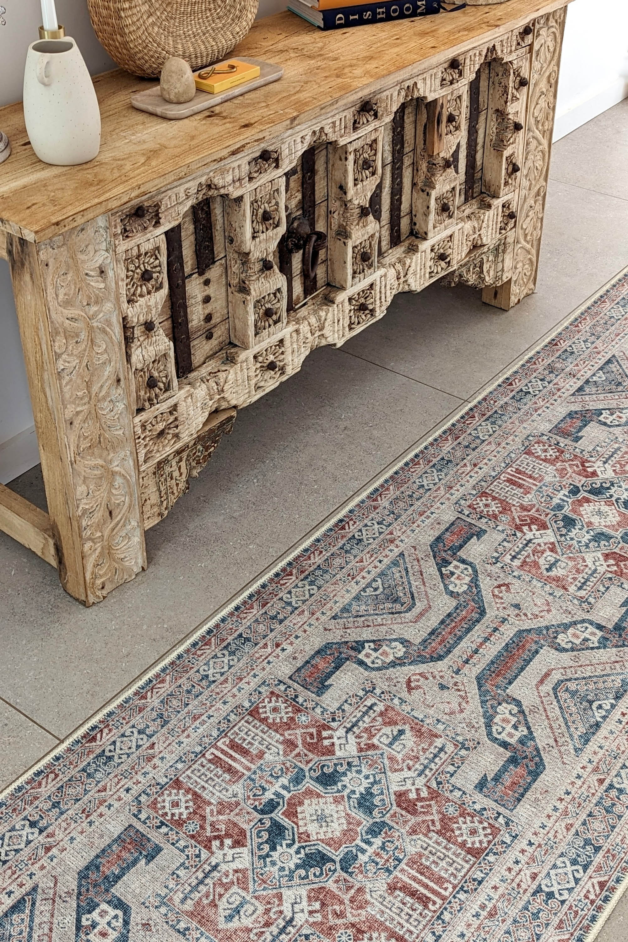 Multicolour bordered vintage style runner