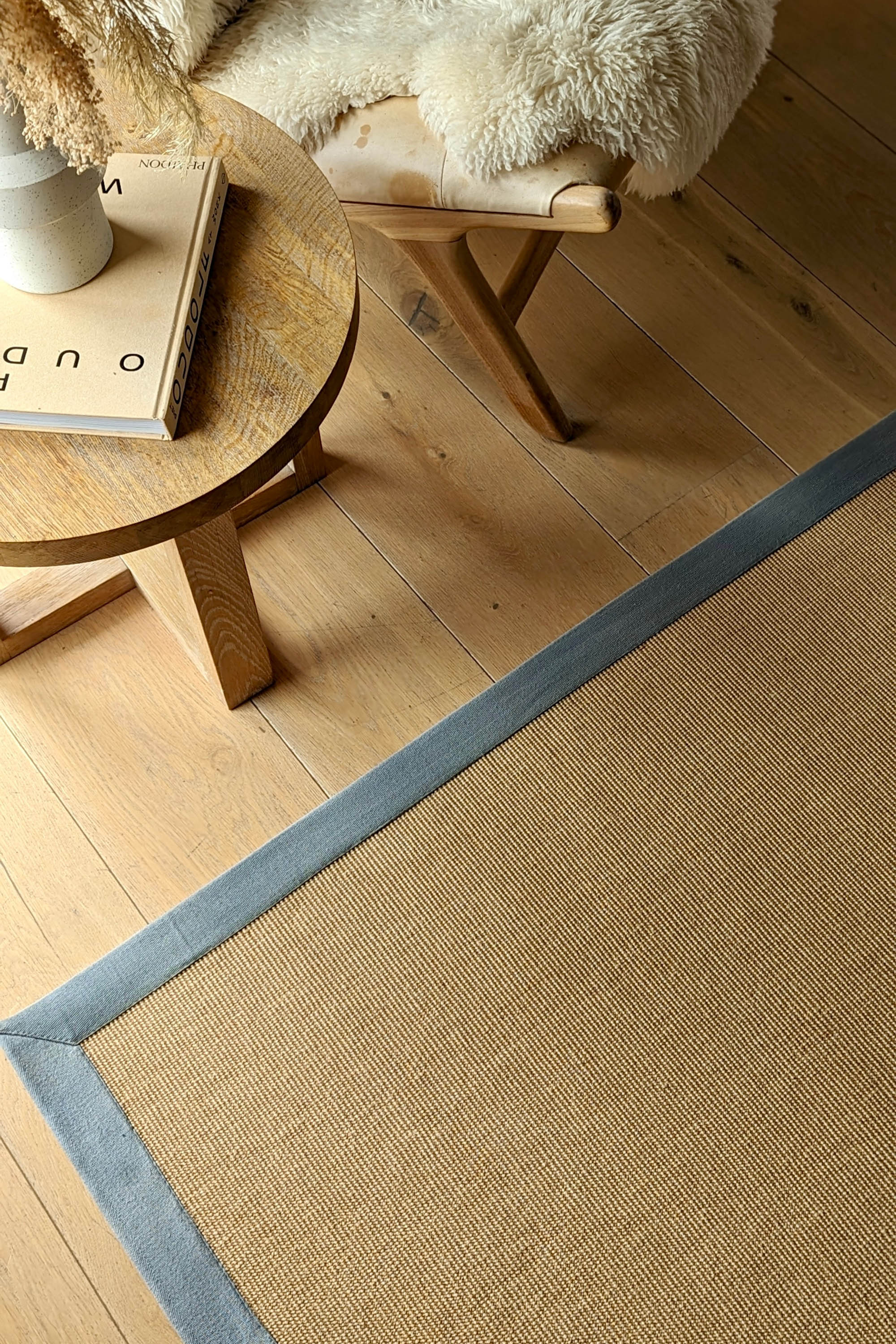 Sisal rug with grey linen border