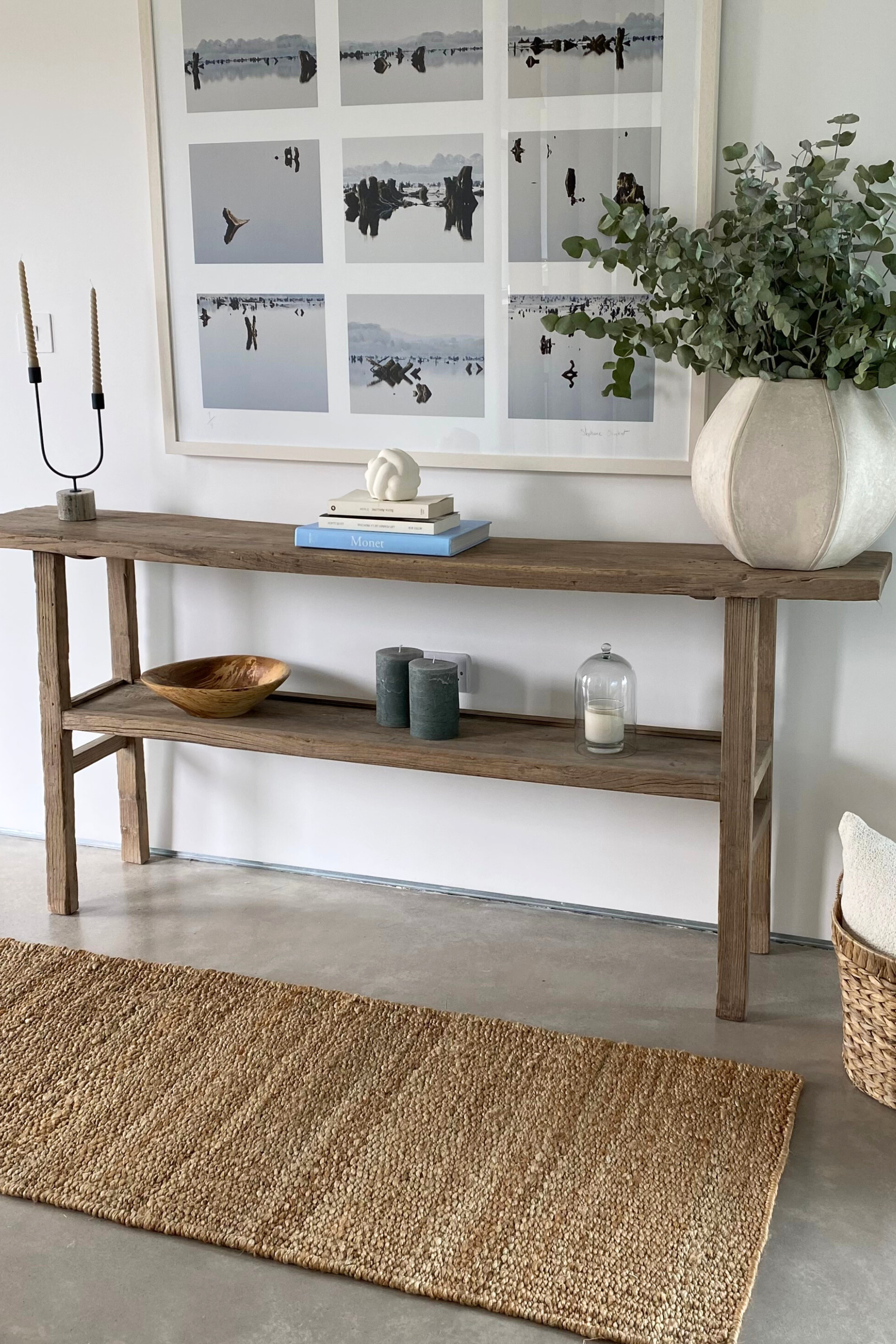 Plain brown jute runner