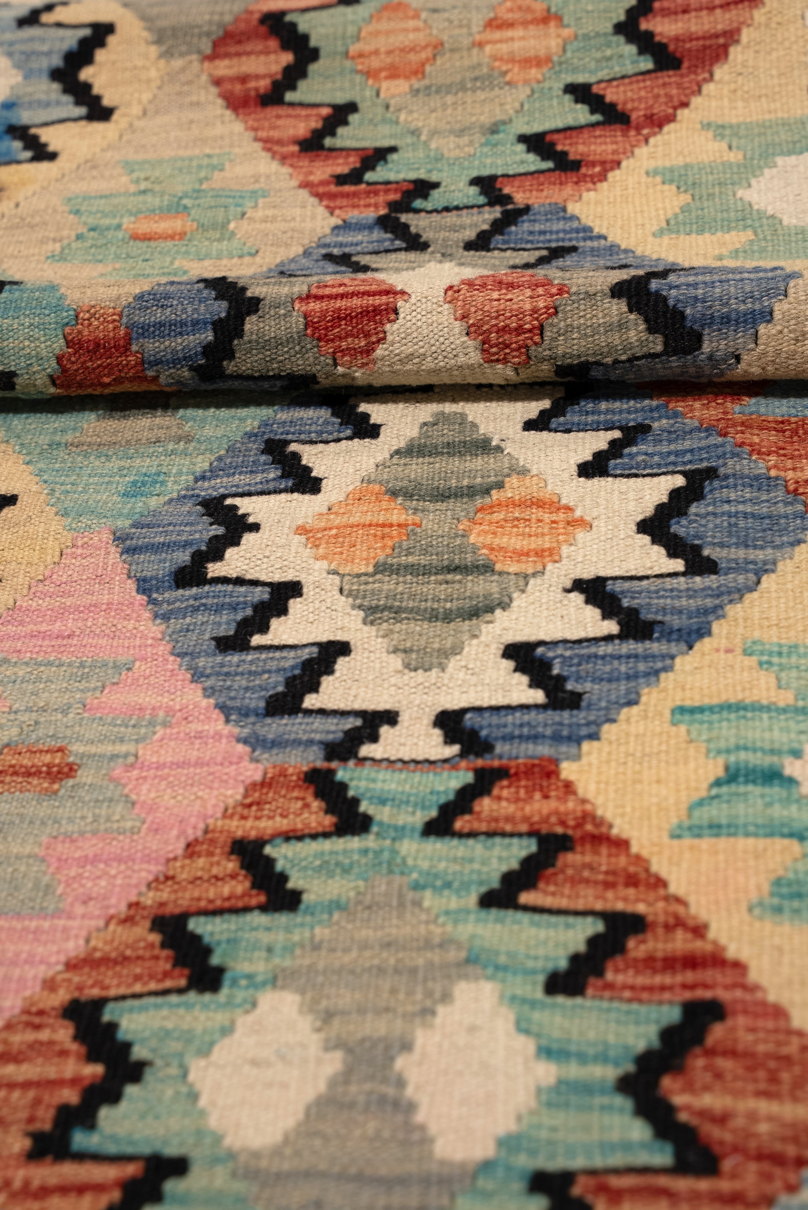 Handmade Kilim Rug 8186
