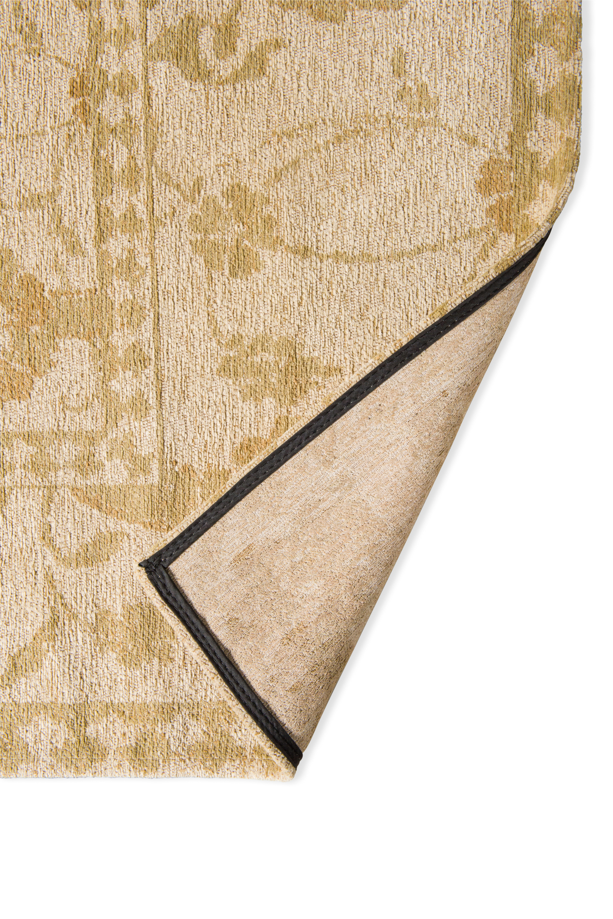 Laura Ashley Newborough Pale Gold 81606