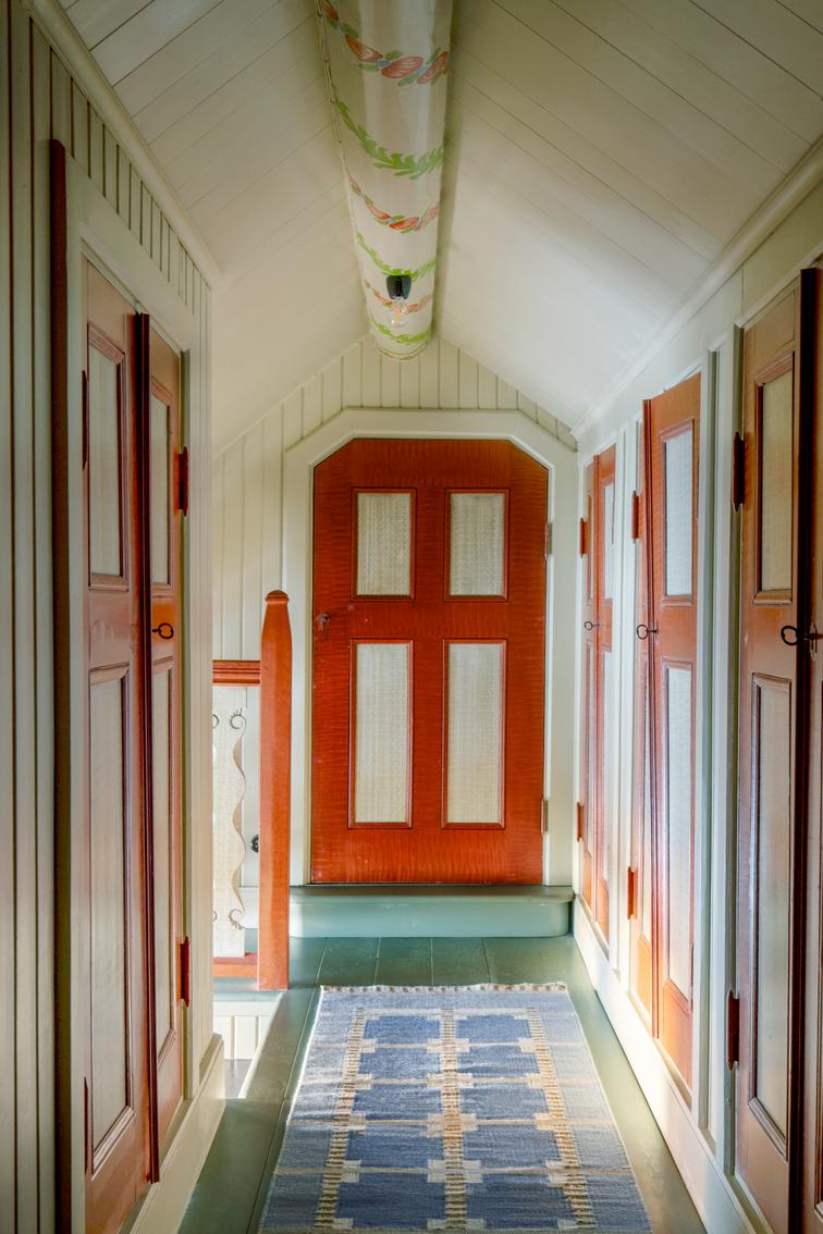 Rollakan Ruth Summer Sky Runner