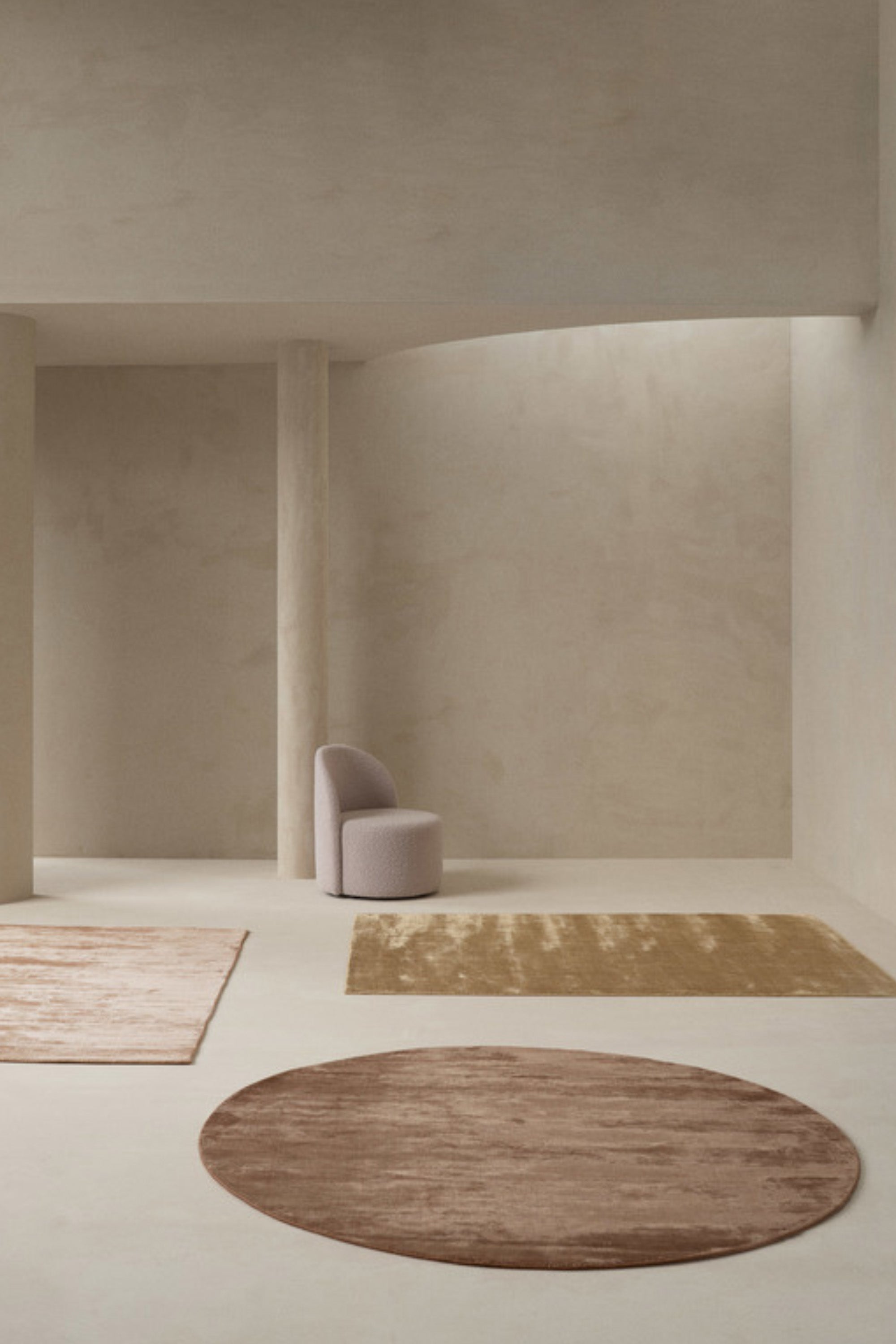 Plain orange viscose rug