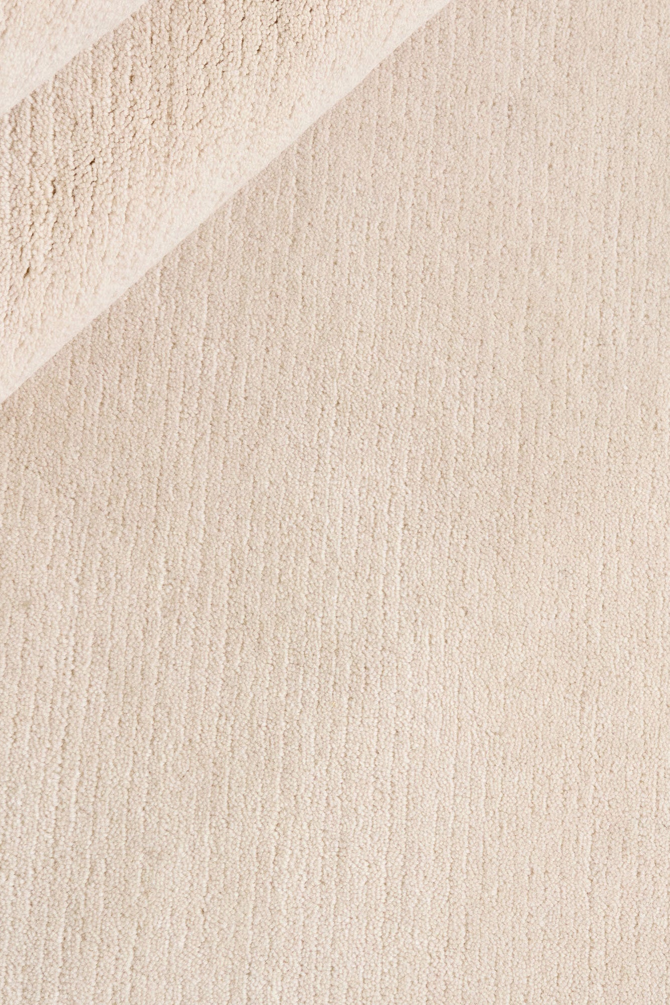 Luxury plain modern cream rug