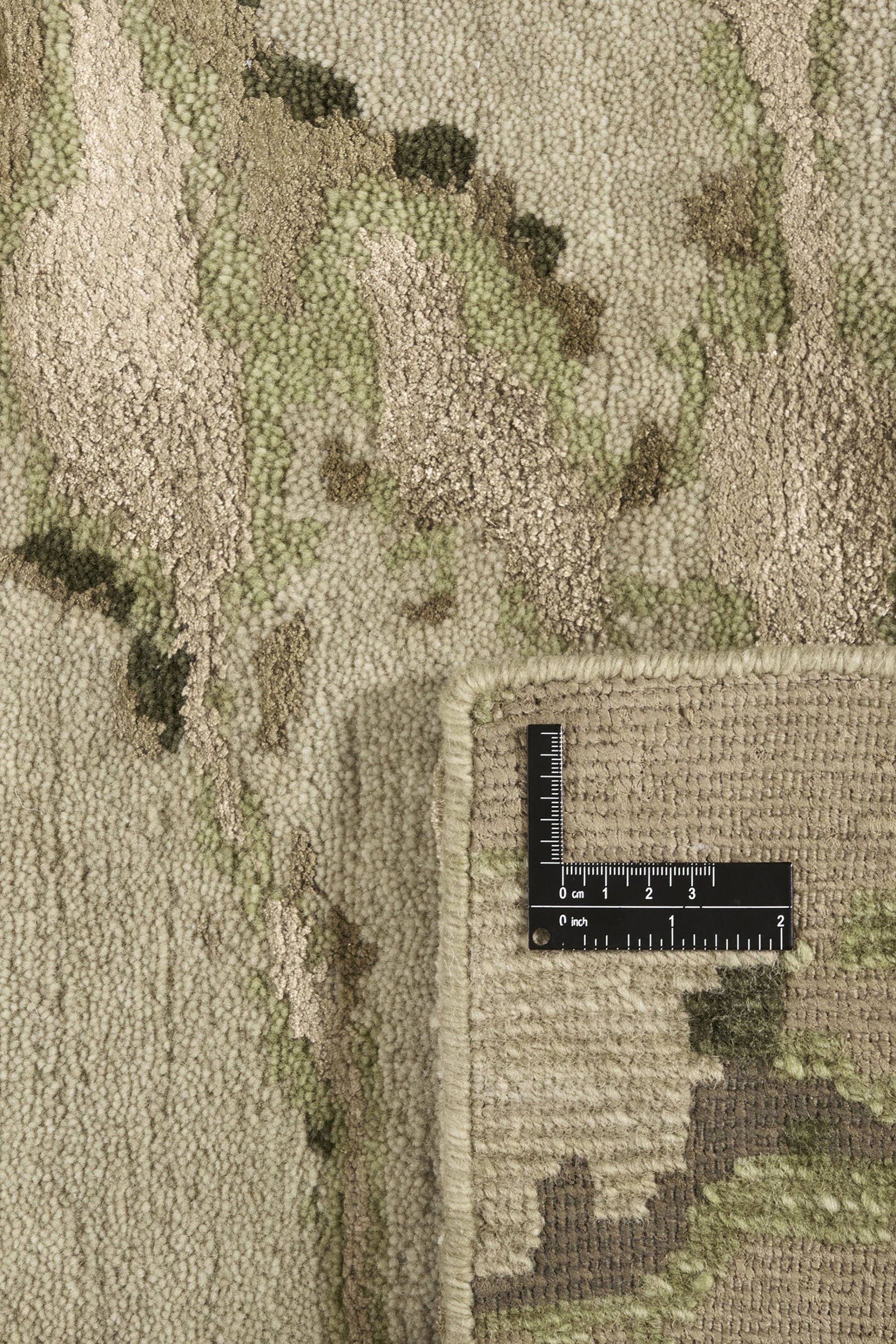 Modern abstract green rug