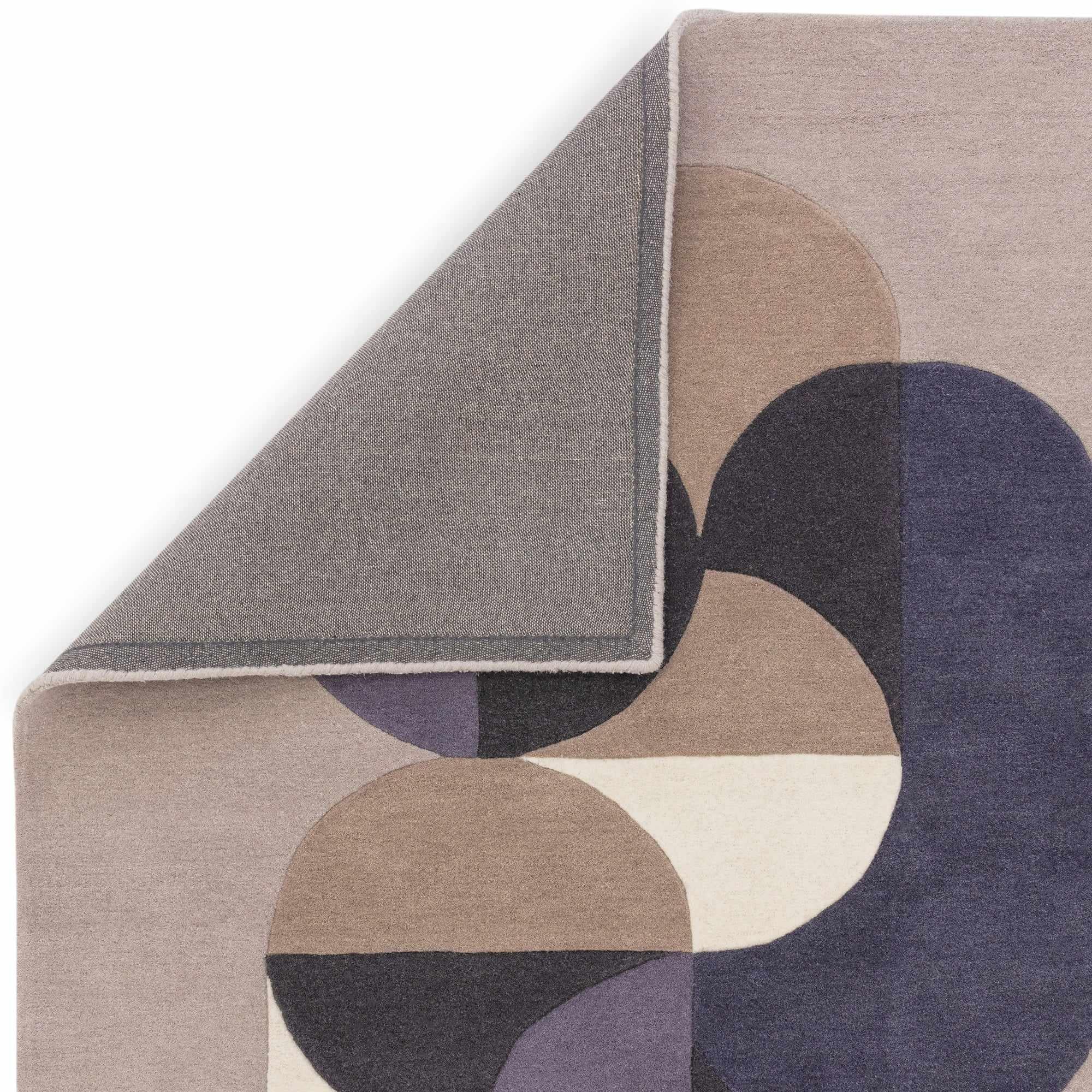 Matrix 92 Statement Grey Rug