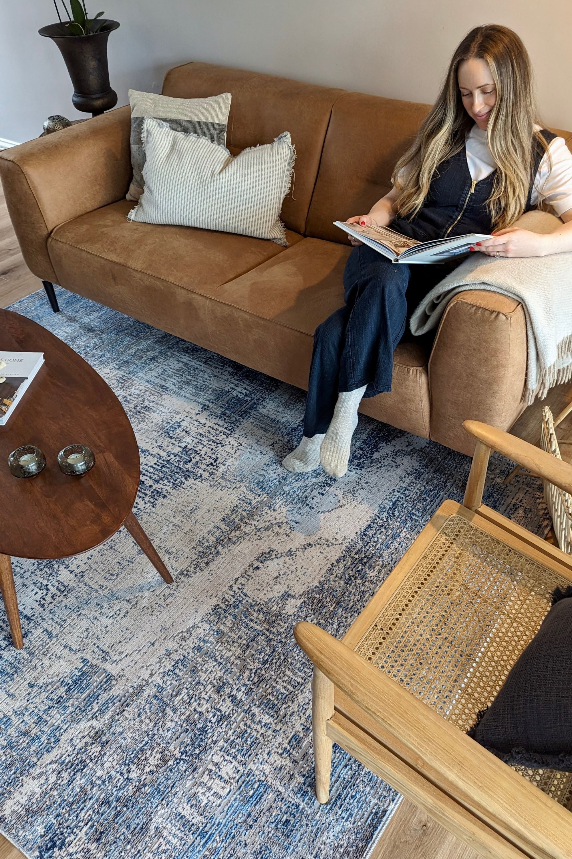 modern blue and grey abstract area rug