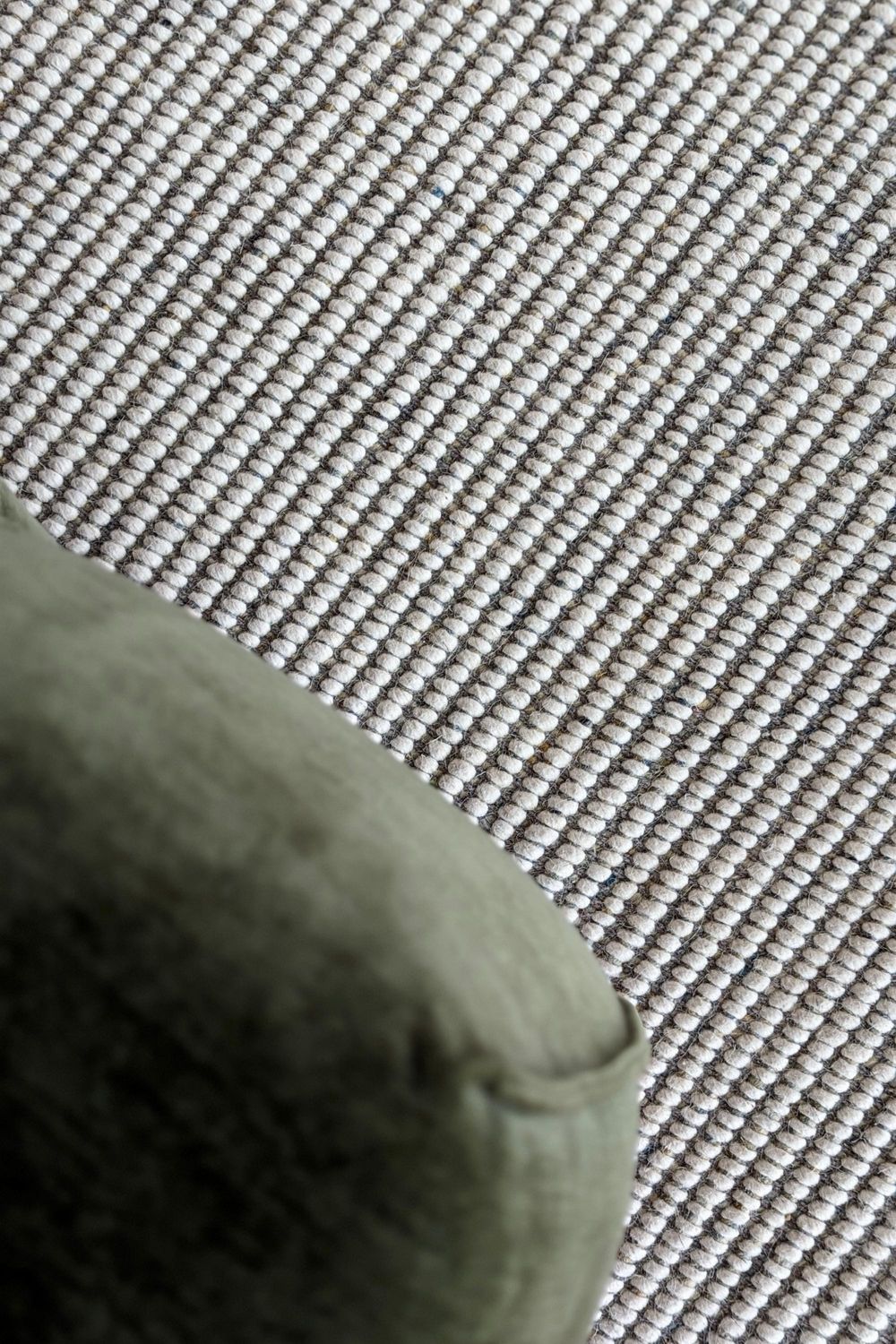 Grey and white textured flatweave rug